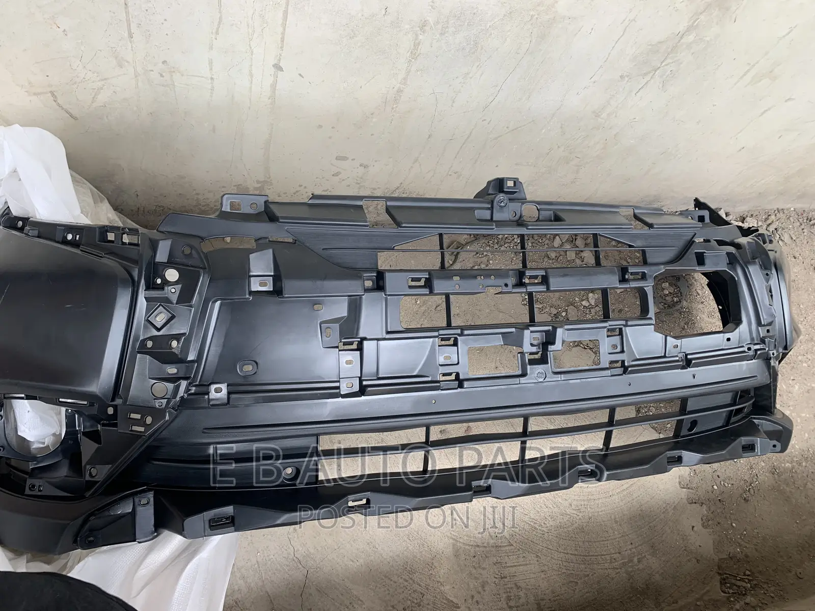 Outlander 2017 Front Bumper