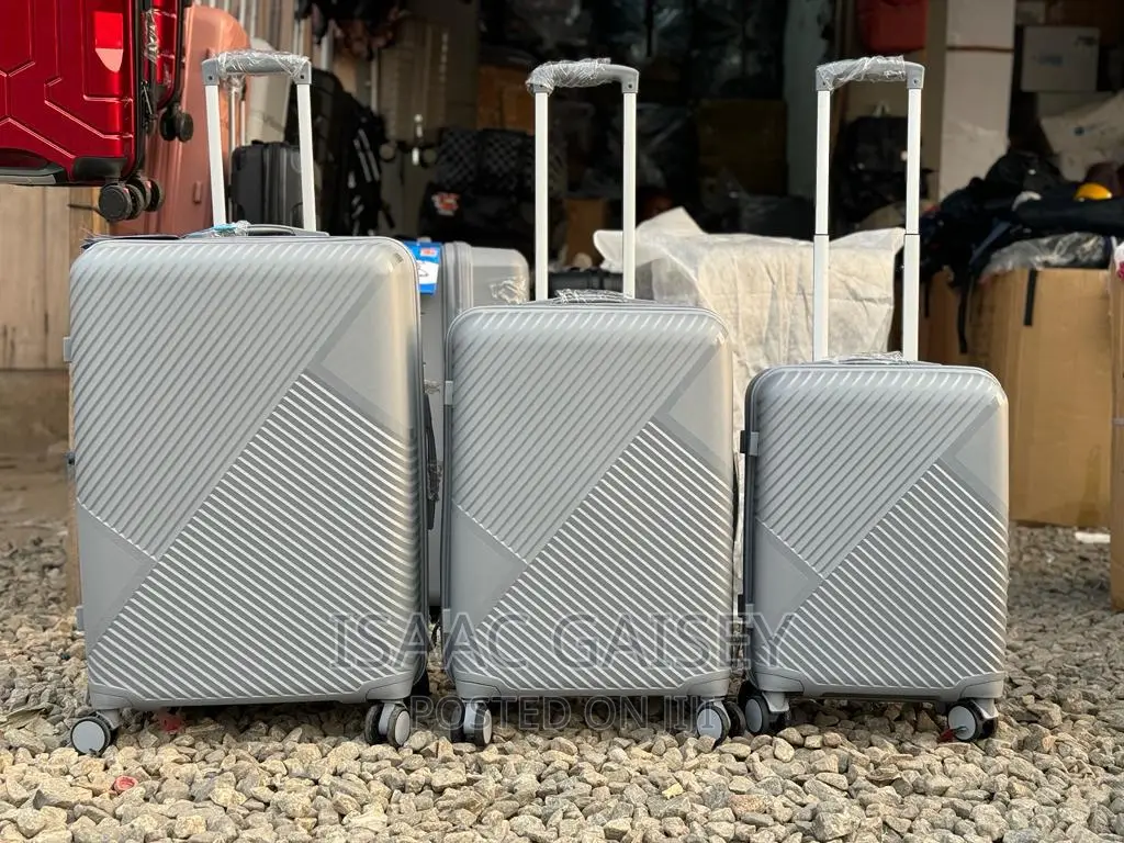 Three Set Anticrake Luggages/Travel Bags