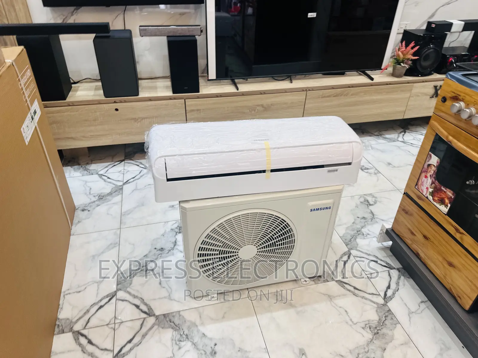 1.5hp Inverter Anti Rust Cabinet Samsung White