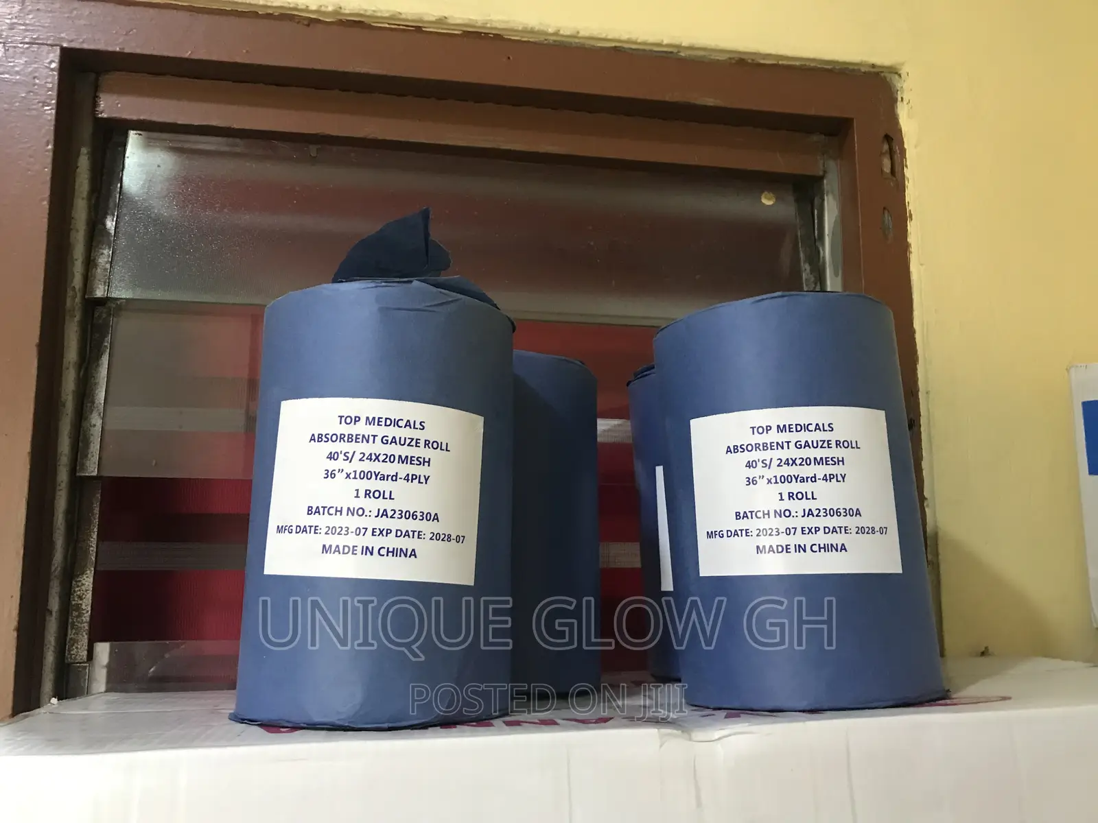 Absorbent Gauze 100 Roll 4 Ply