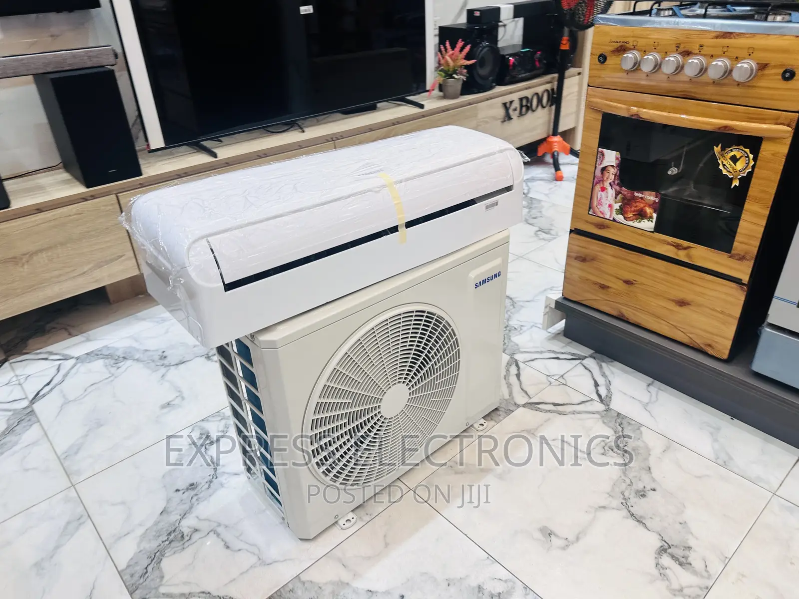Golden Fin Sleek White Samsung 2.5hp R410 Gas Airconditioner