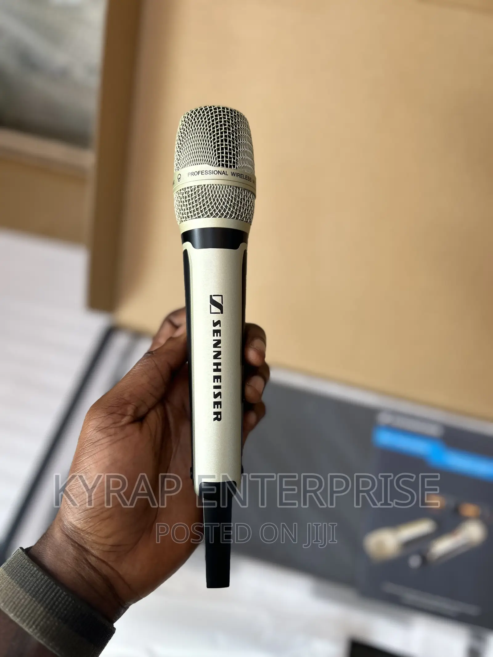 Sennheiser SKM 9000 Microphone