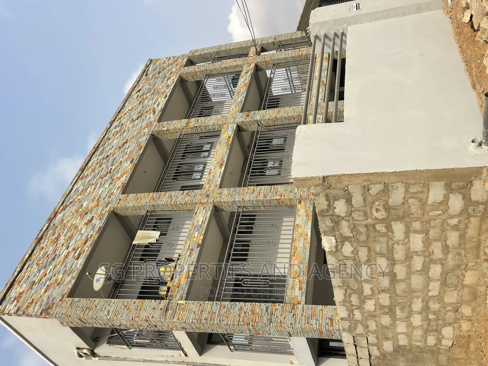 1bdrm Apartment in Adjei Kojo, Tema Metropolitan for rent