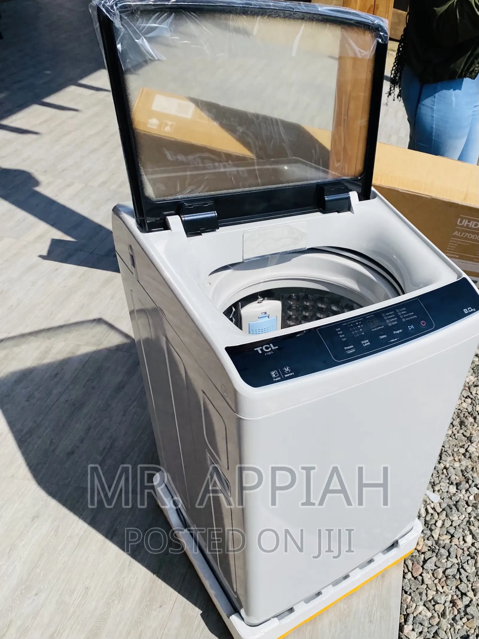 Affordable TCL 7kg Top Load Full Automatic Washing Machine.