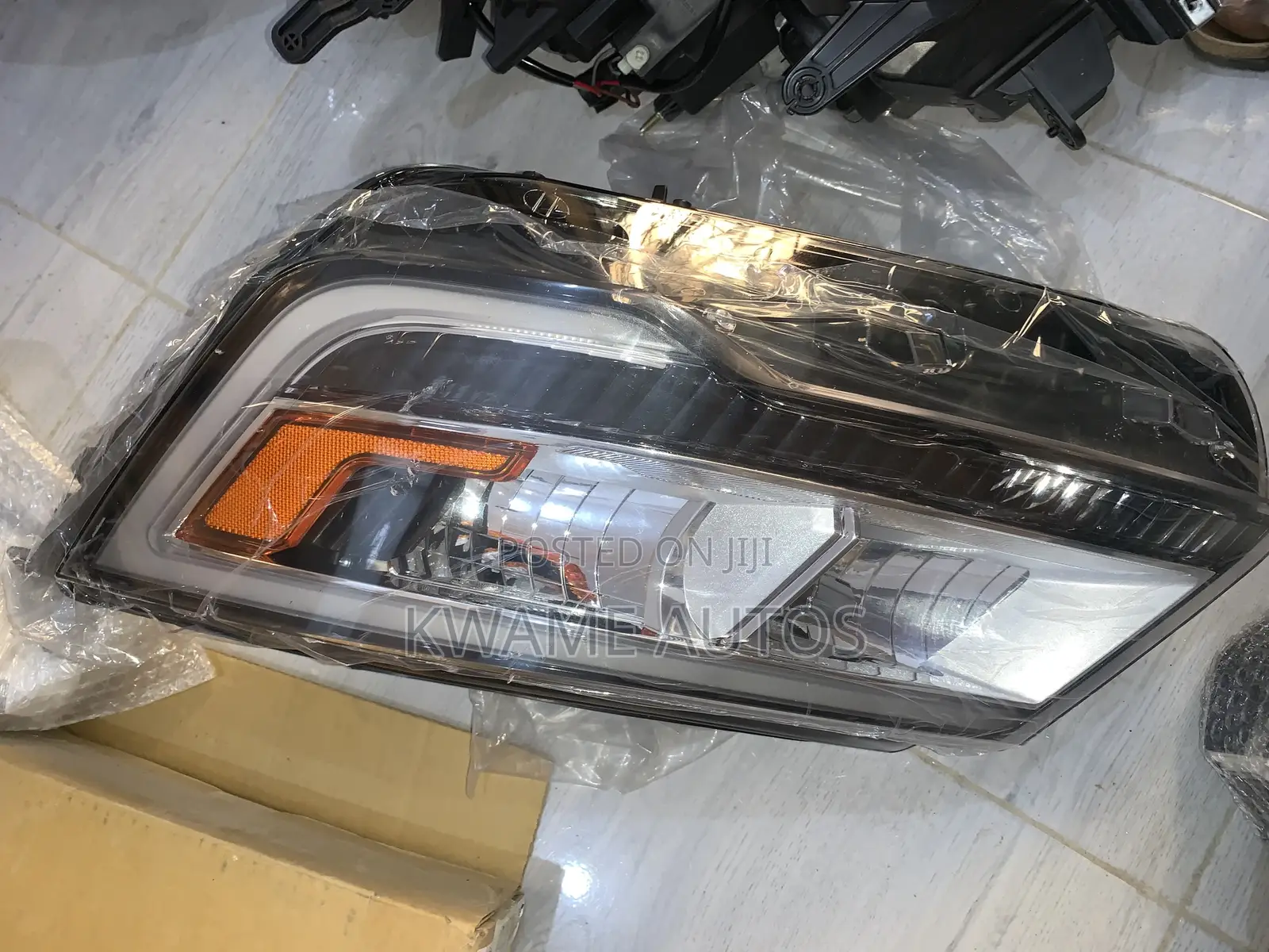Explorer 17-18 Headlight Pair