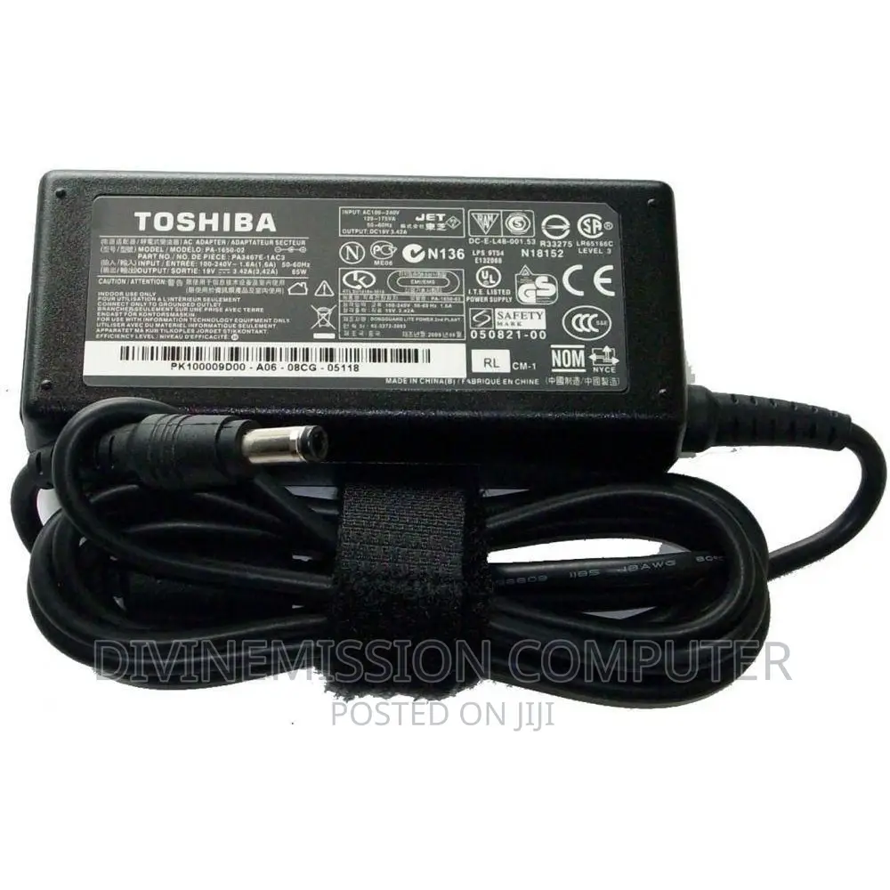 Toshiba Charger 19v.=3.42a. 65w