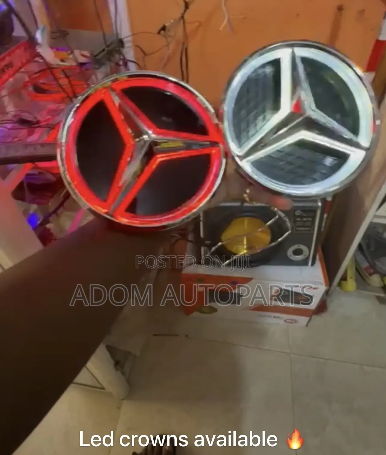 Mercedes Benz C300 C250 Led Crown Emblem