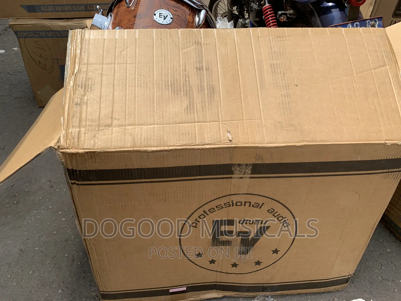 Ev Acoustic Drumset(5peice)