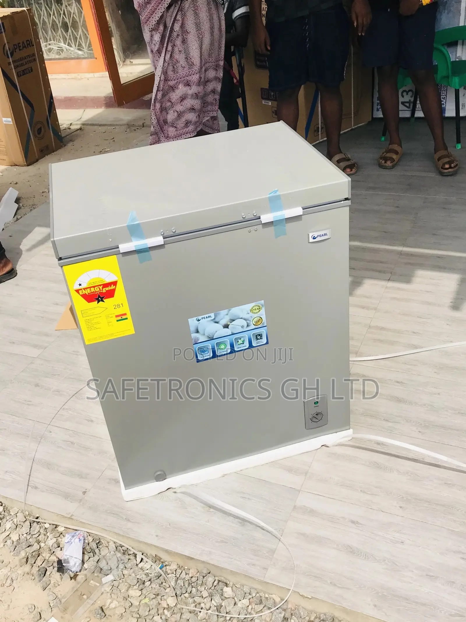 Chestfreezer Singledoor Pearl PCF-208 147 Liters Electric