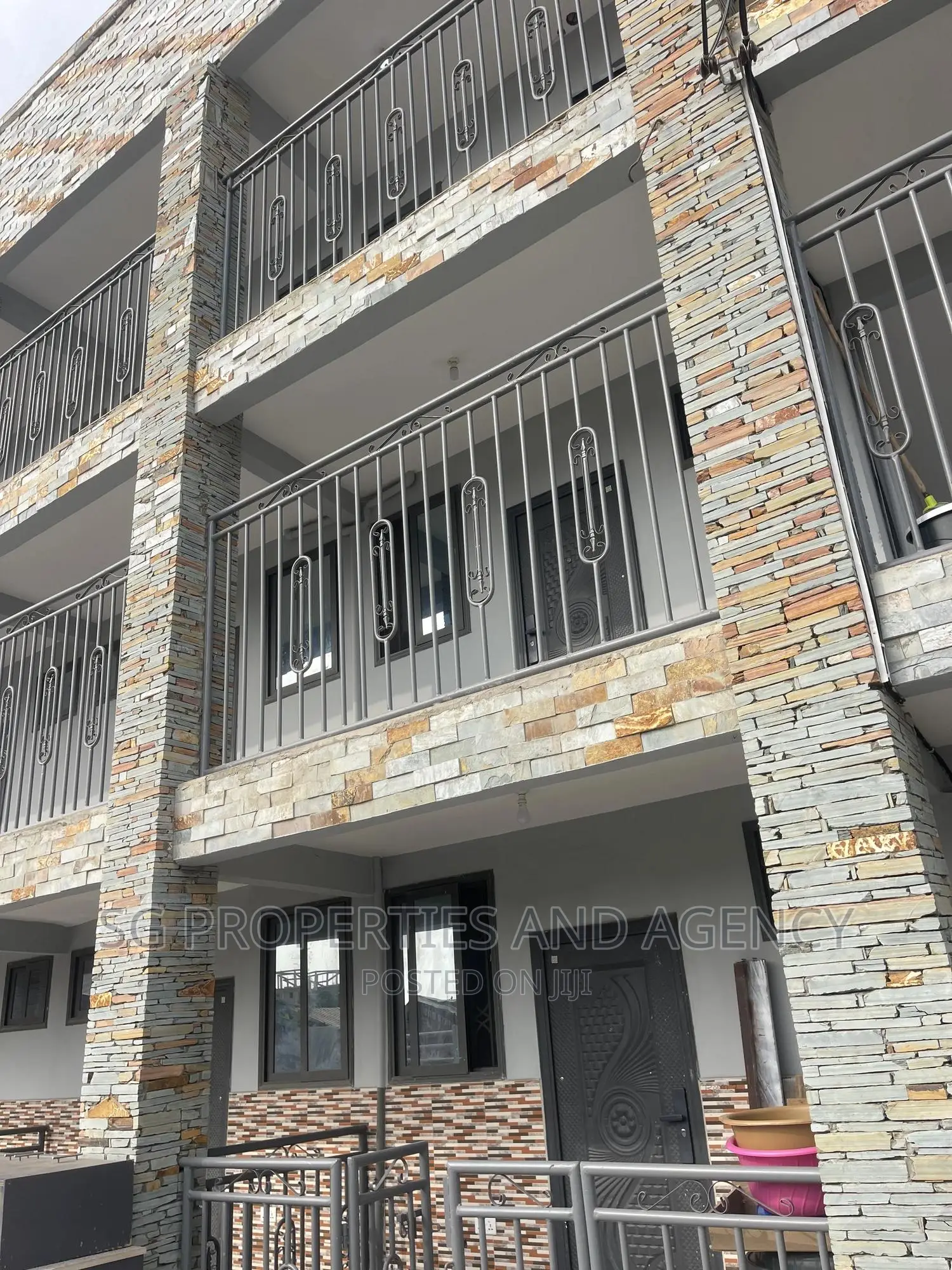 1bdrm Apartment in Adjei Kojo, Tema Metropolitan for rent