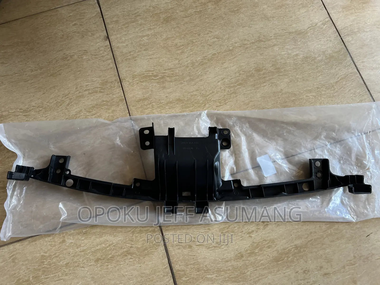 CRV 2017-2022 Top Grille Support