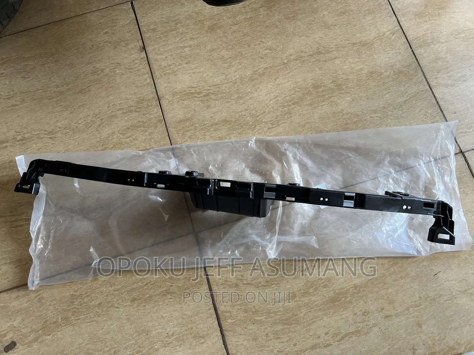 CRV 2017-2022 Top Grille Support