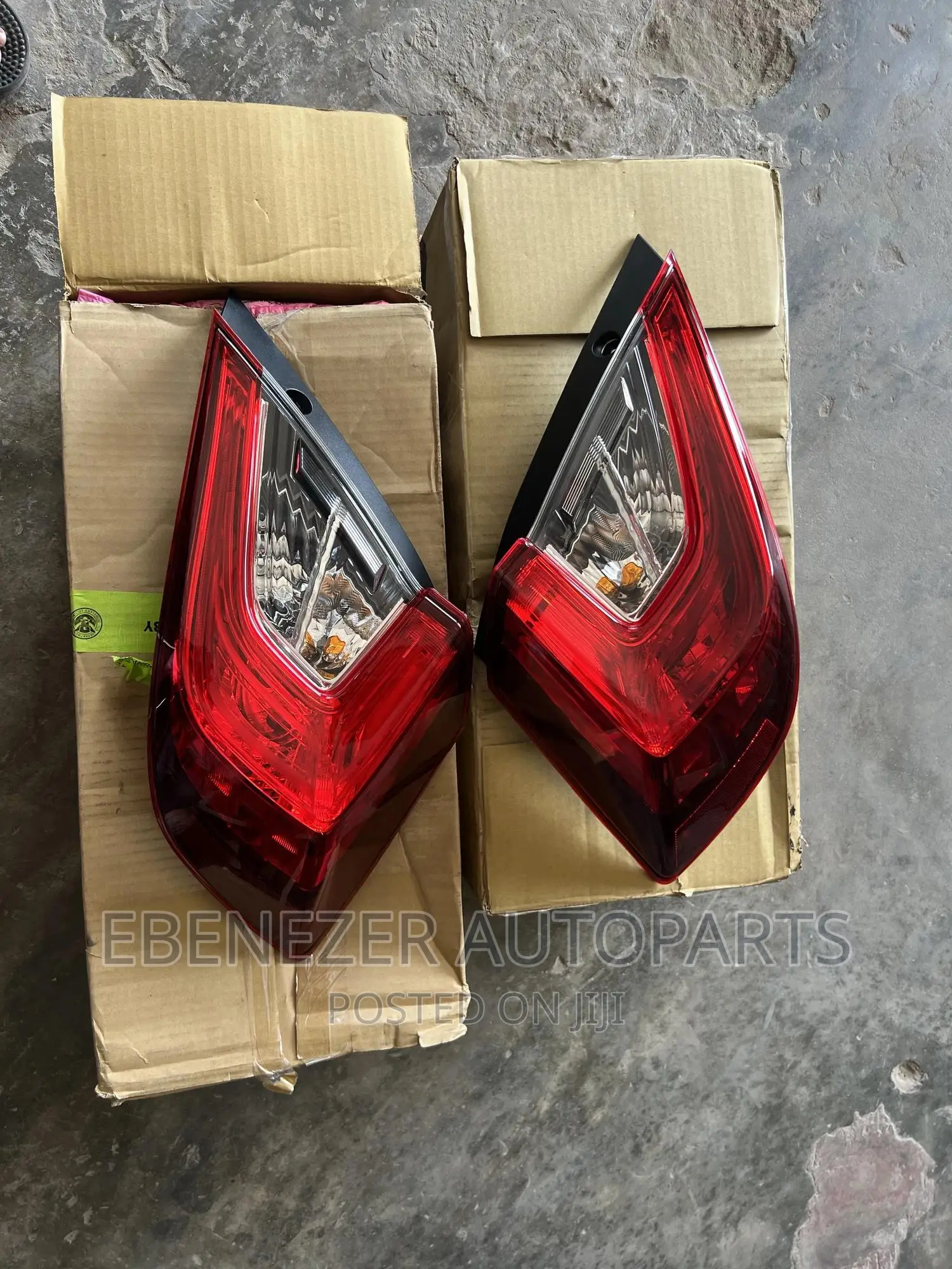 Honda Civic 2016,2017,2018 Original Taillights (Eagle Eyes)