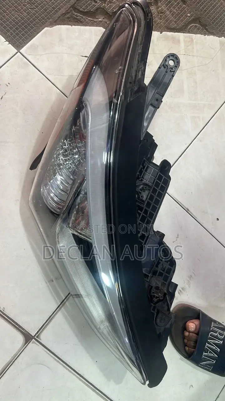 Hyundai Santafe 2016 Headlamp