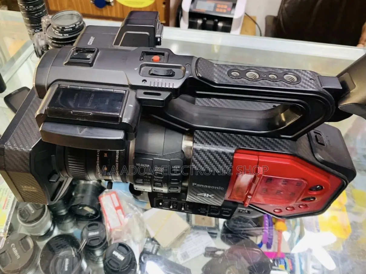 Well Design Panasonic Ag-Dvx200 Uhd Camcorder
