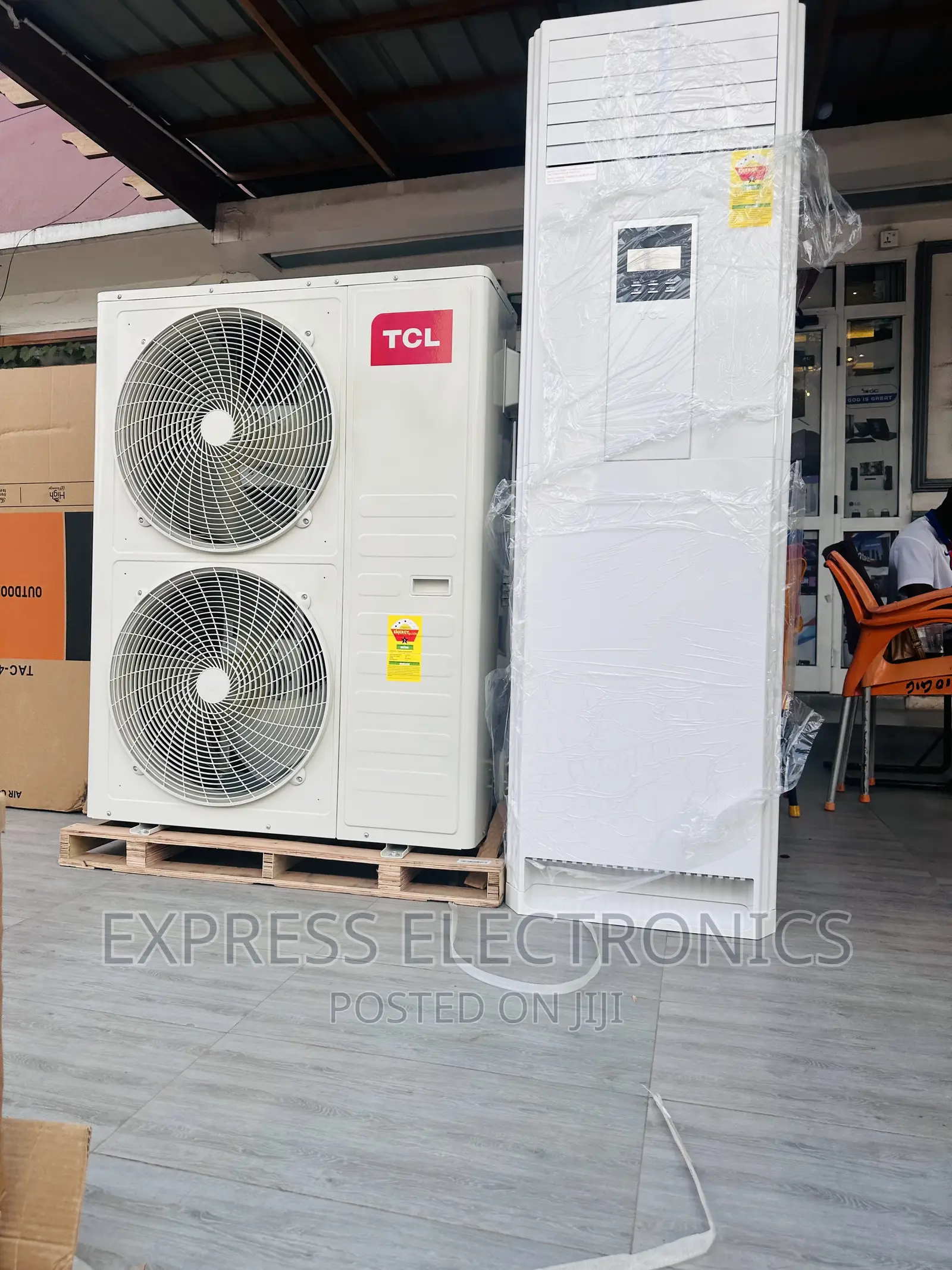 Neatly Sealed Air Conditioner Floor Standing 5hp TCL