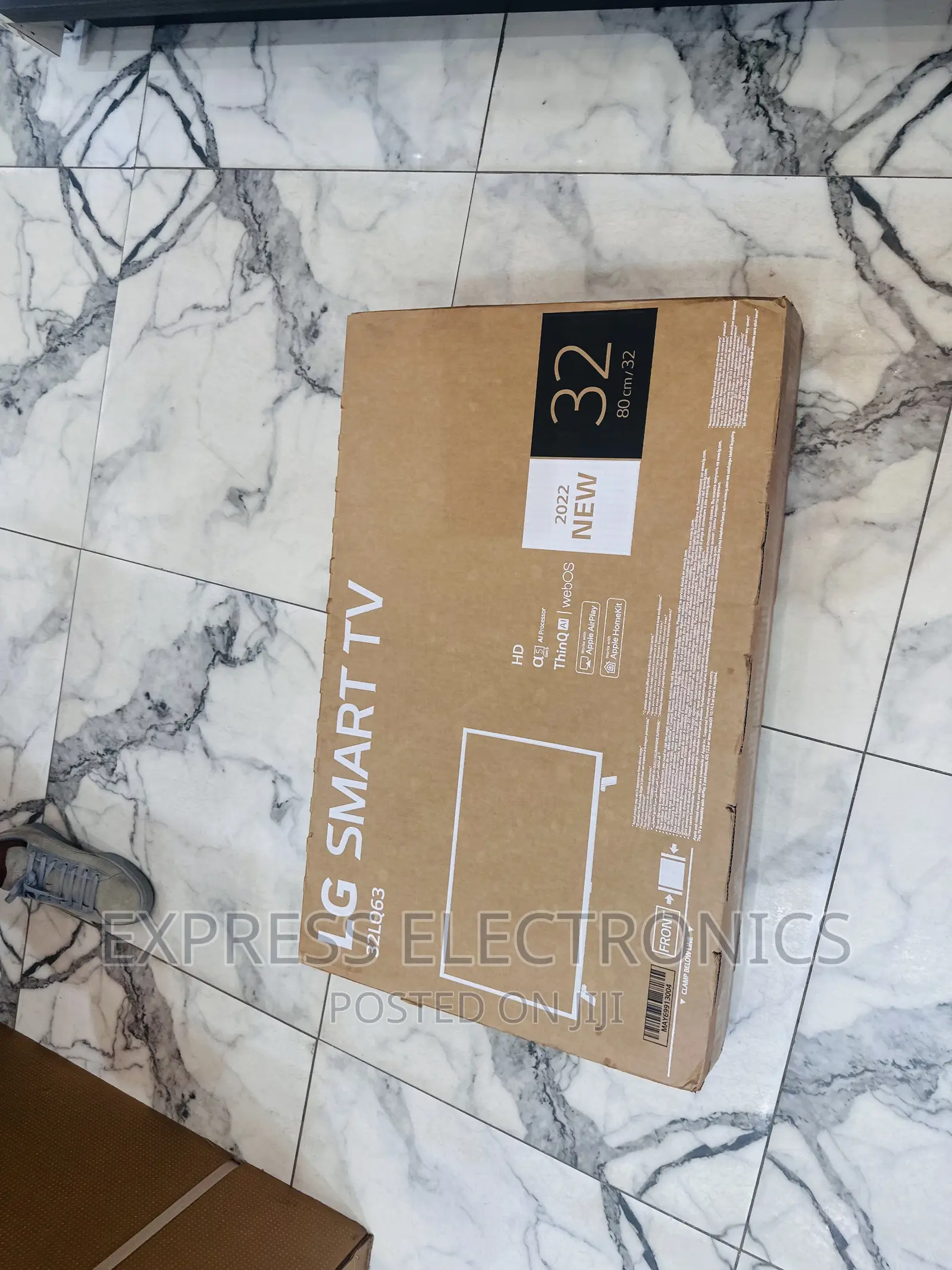 LG FHD Smart Satellite Glossy 32”LQ63
