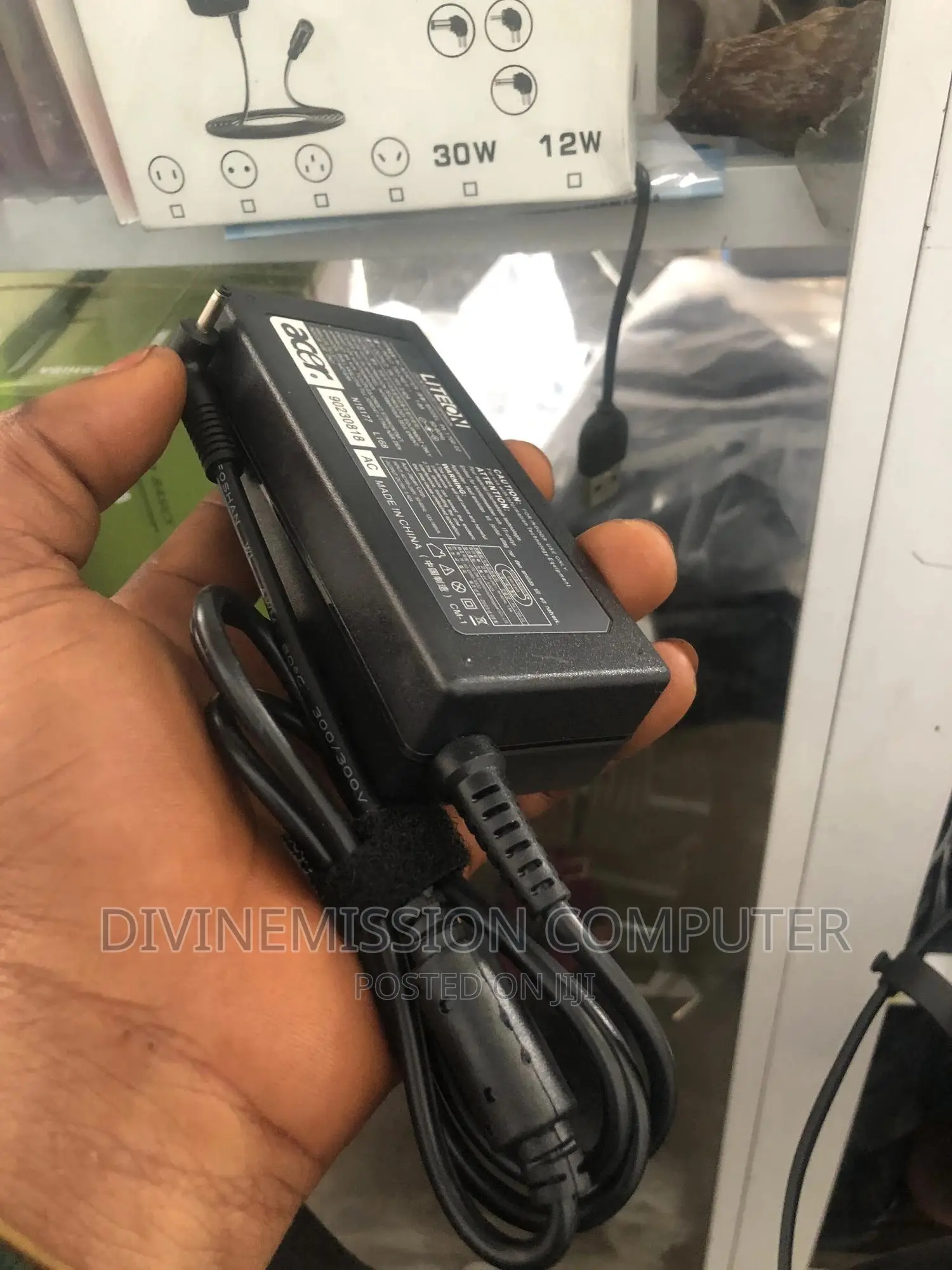 Acer Laptop Charger 19v==3.42a