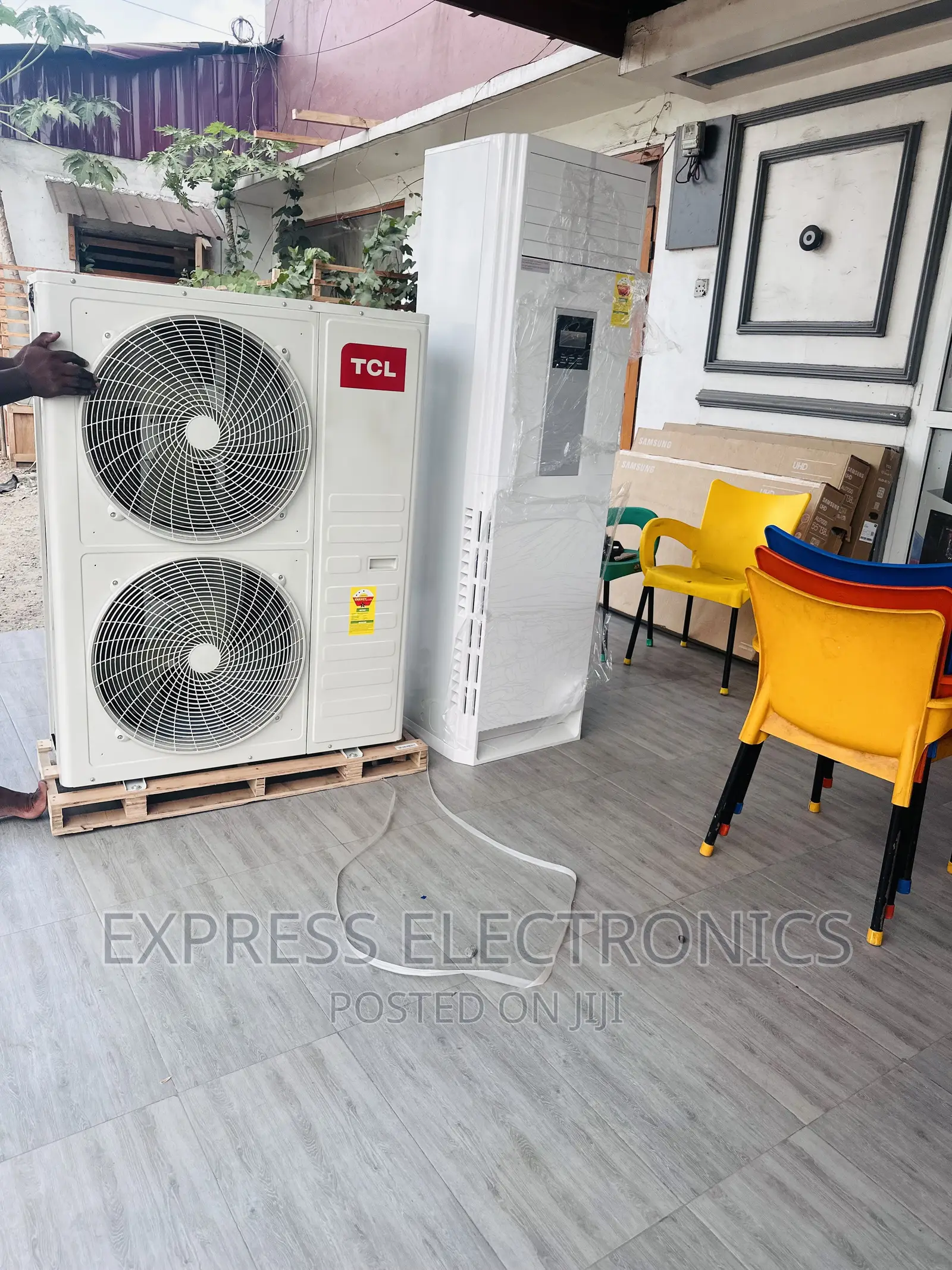 TCL Turbo Cooling Split R410 Gas 5hp Floor Standing