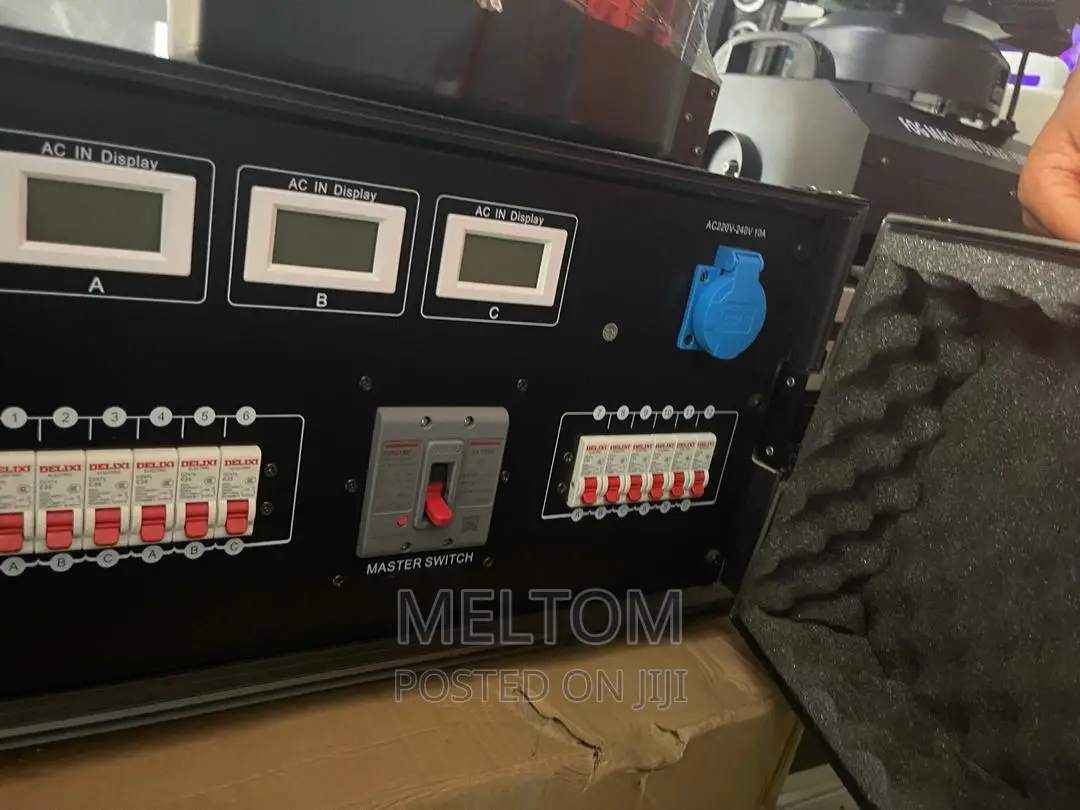 Power Rack Distributor 12output Channels