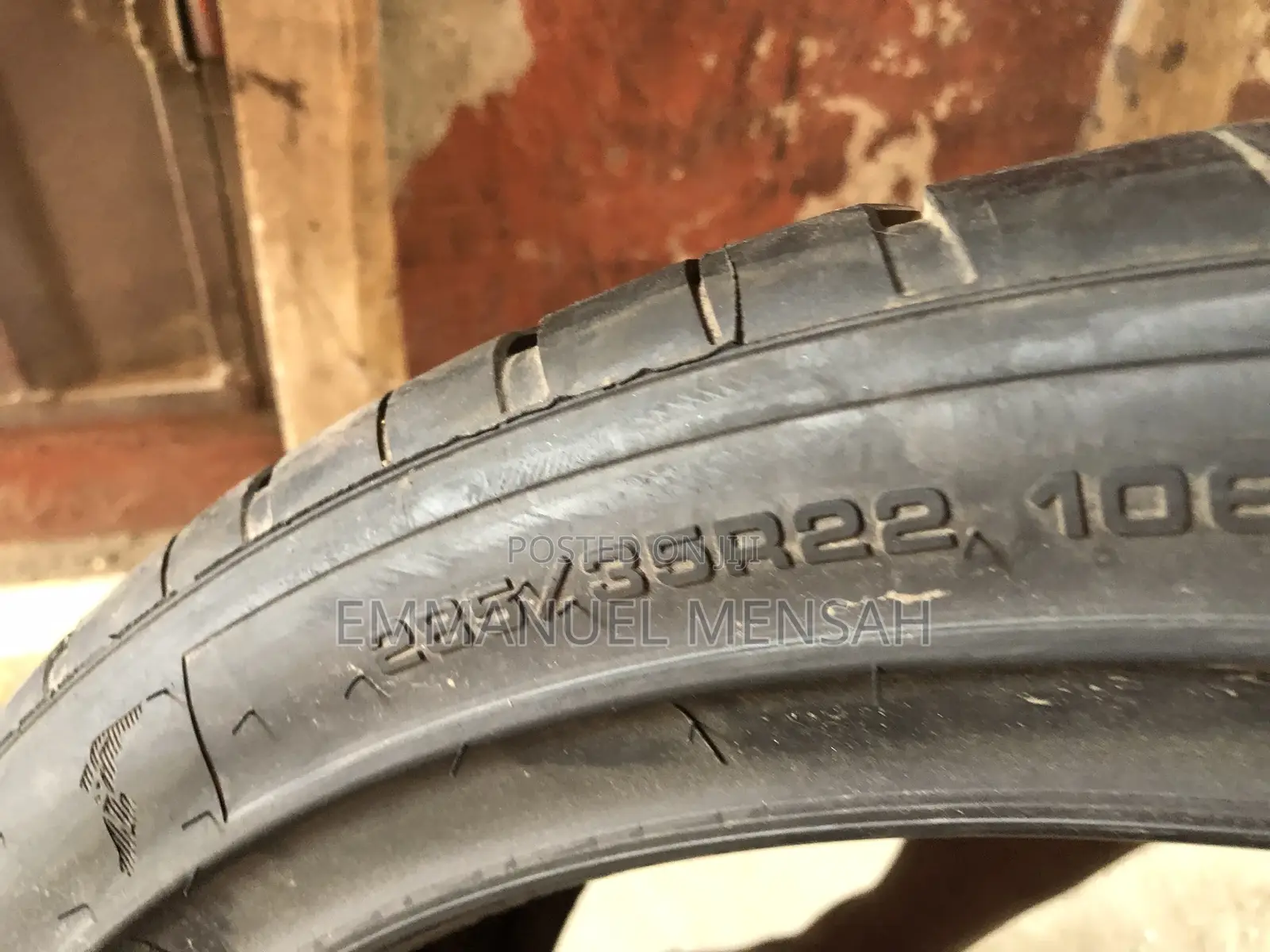 285/35r22 Goodyear