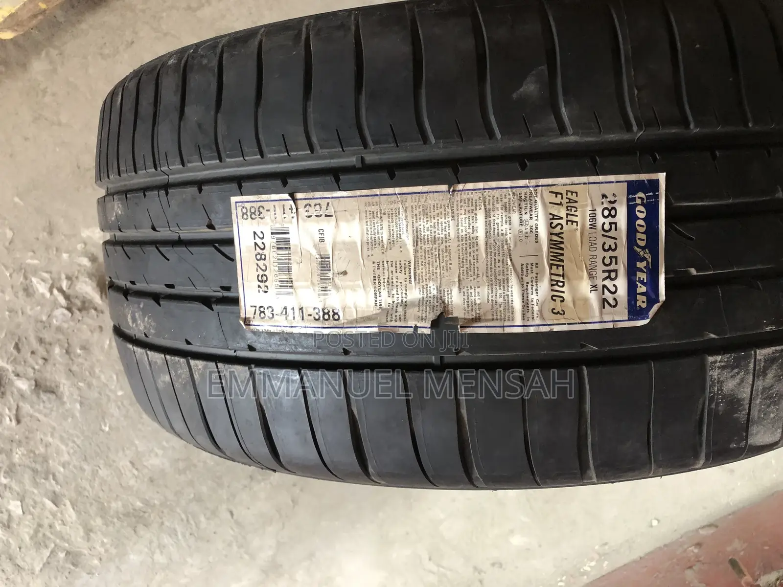 285/35r22 Goodyear