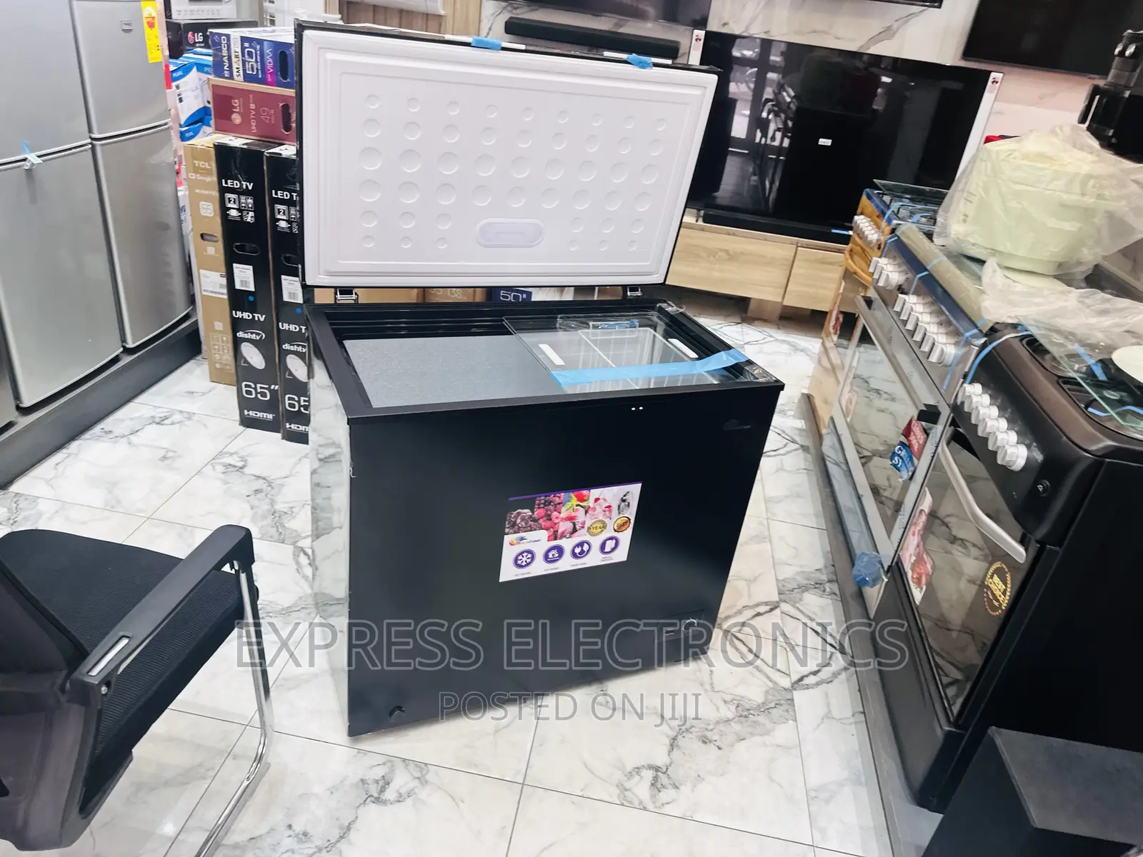 Long Lasting Durability Chest Freezer Rainbow 200L Black