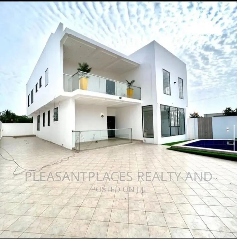4bdrm Duplex in Pleasantplaces, East Legon for sale