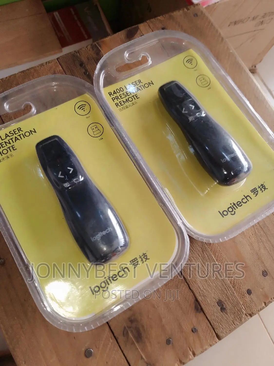 R400 Logitech Laser Presentation Pointer