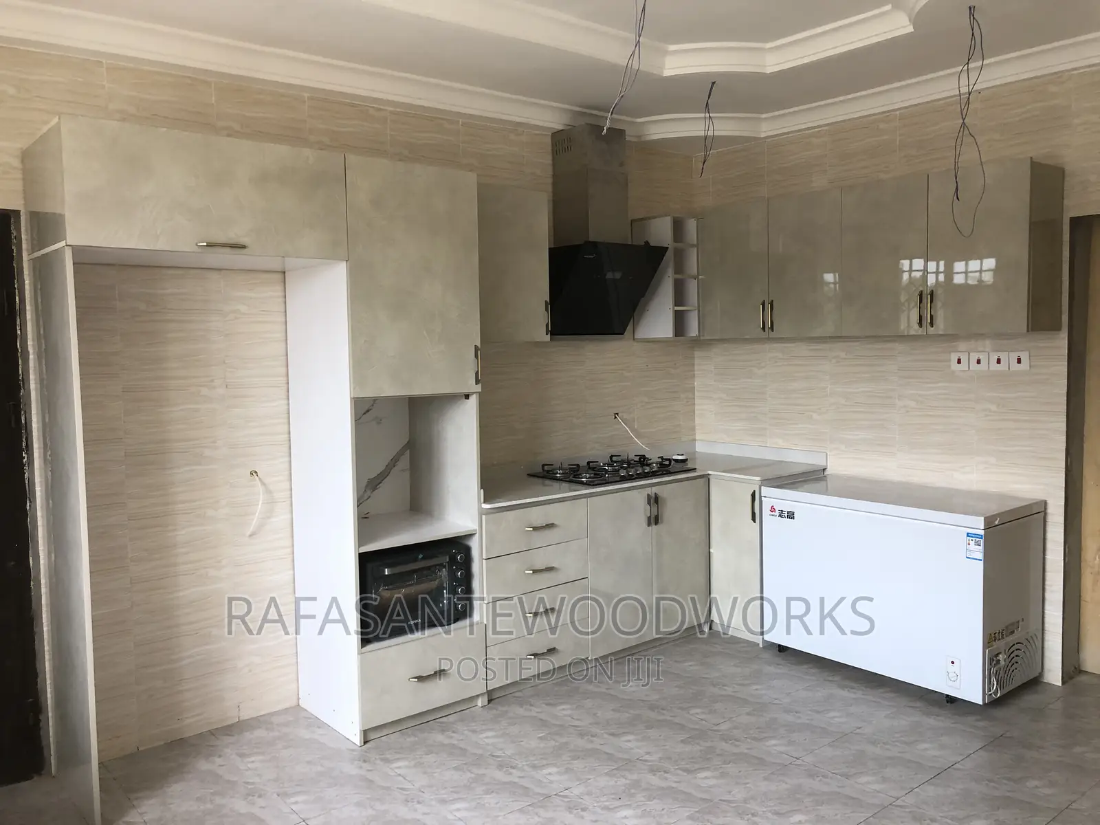 RAF Kitchen Cabinet With MDF and Laminated Plywood