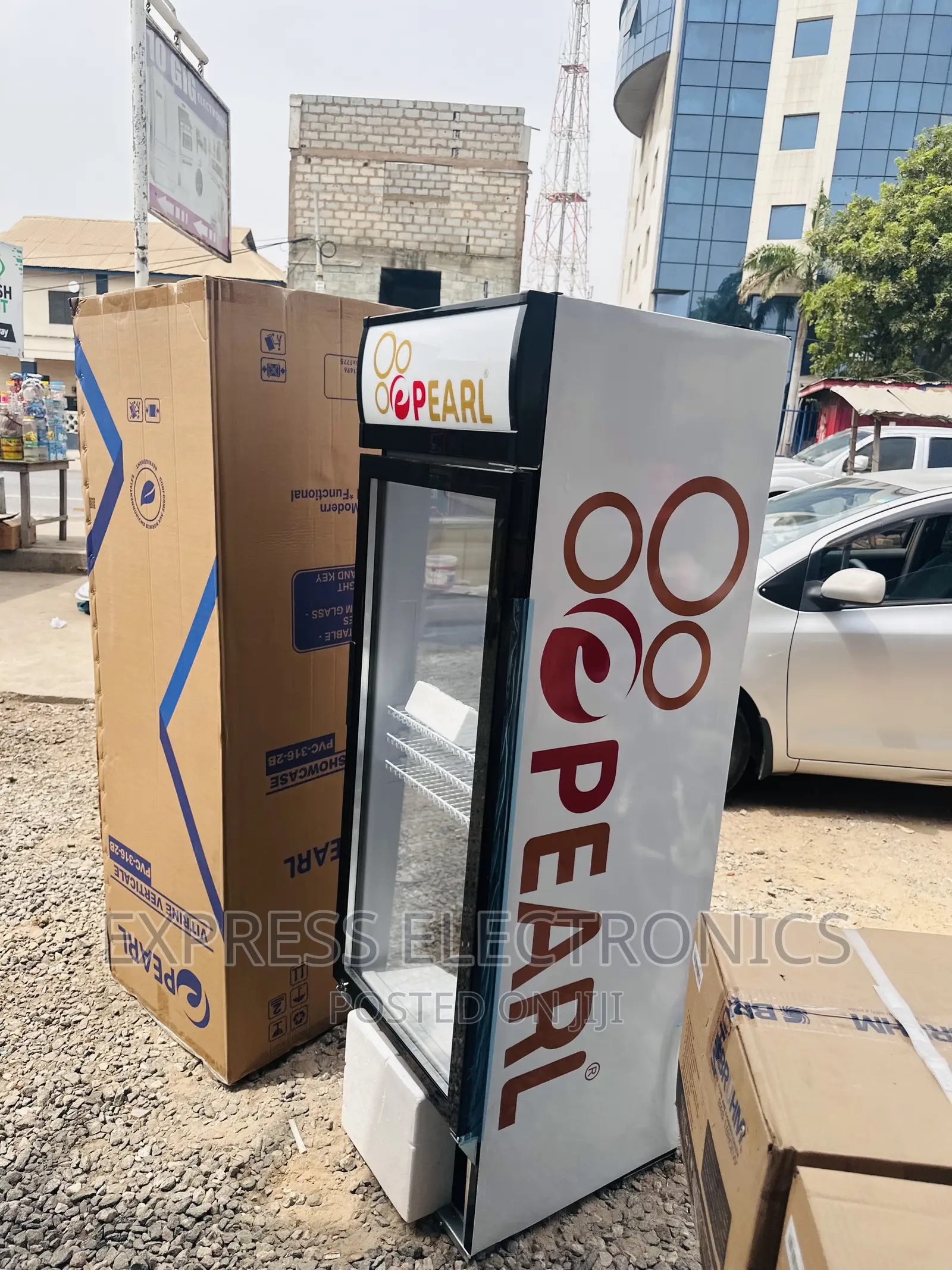 Sleek White Pearl Display PVC-316-2B, 238 Litres—