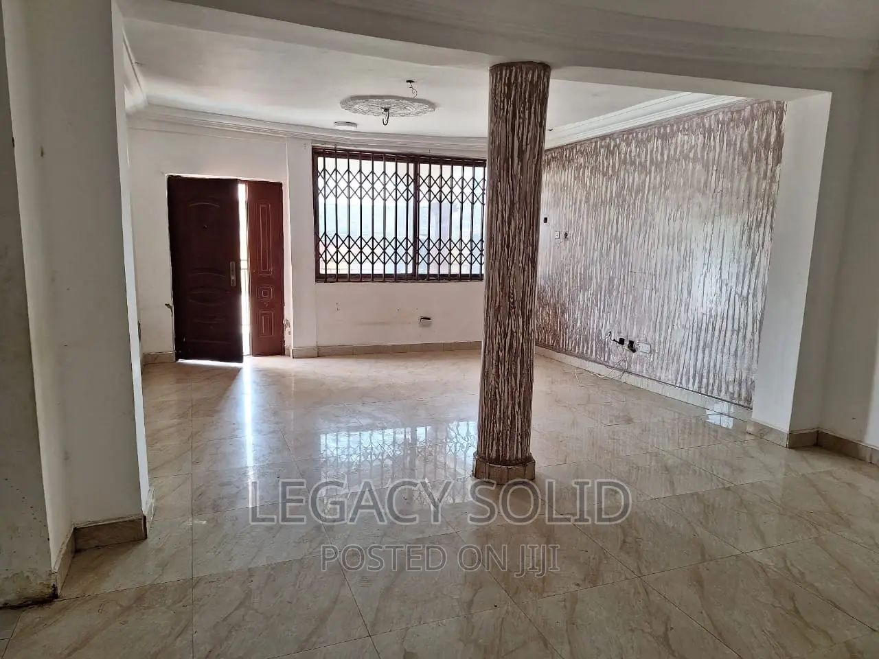 3bdrm Apartment in Legacy Solid Real, New Town for rent