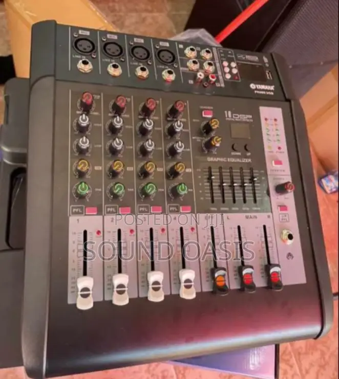 Yamaha PH400 Powered 4channel Mixer