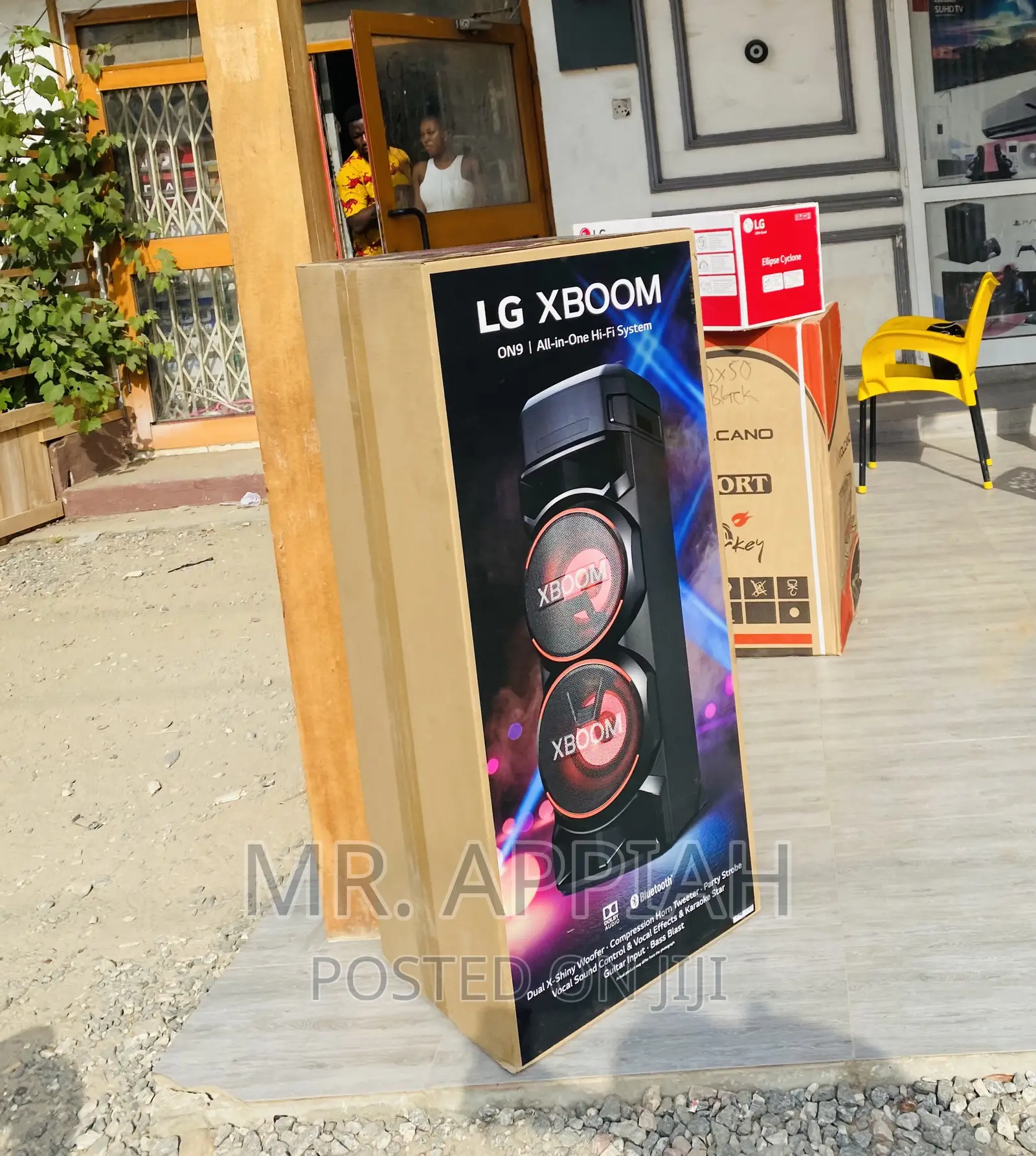 Energy Saving LG ON9 Portable Bluetooth Speaker.