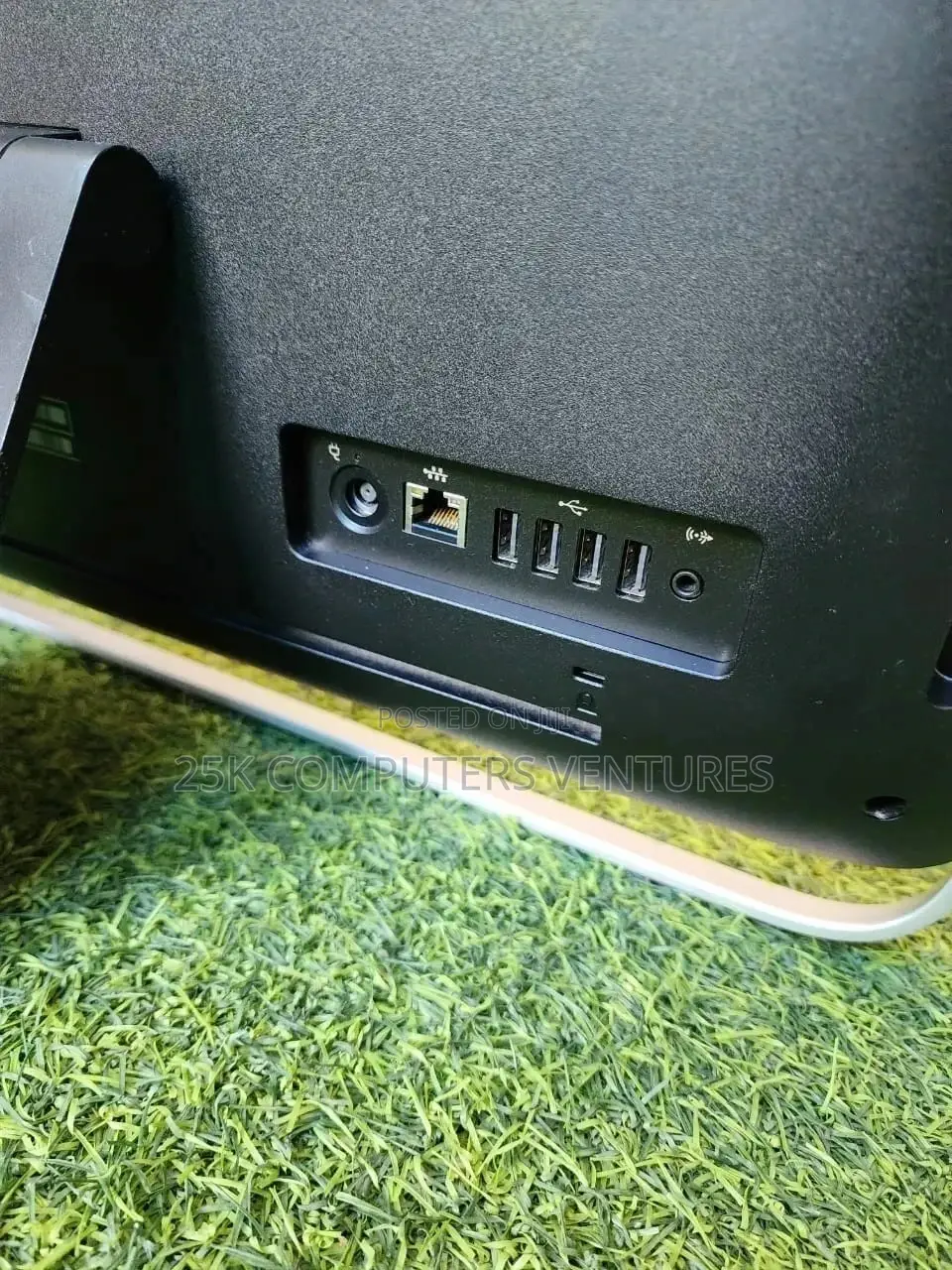 Desktop Computer HP AiO 24 8GB Intel Core i3 HDD 1T