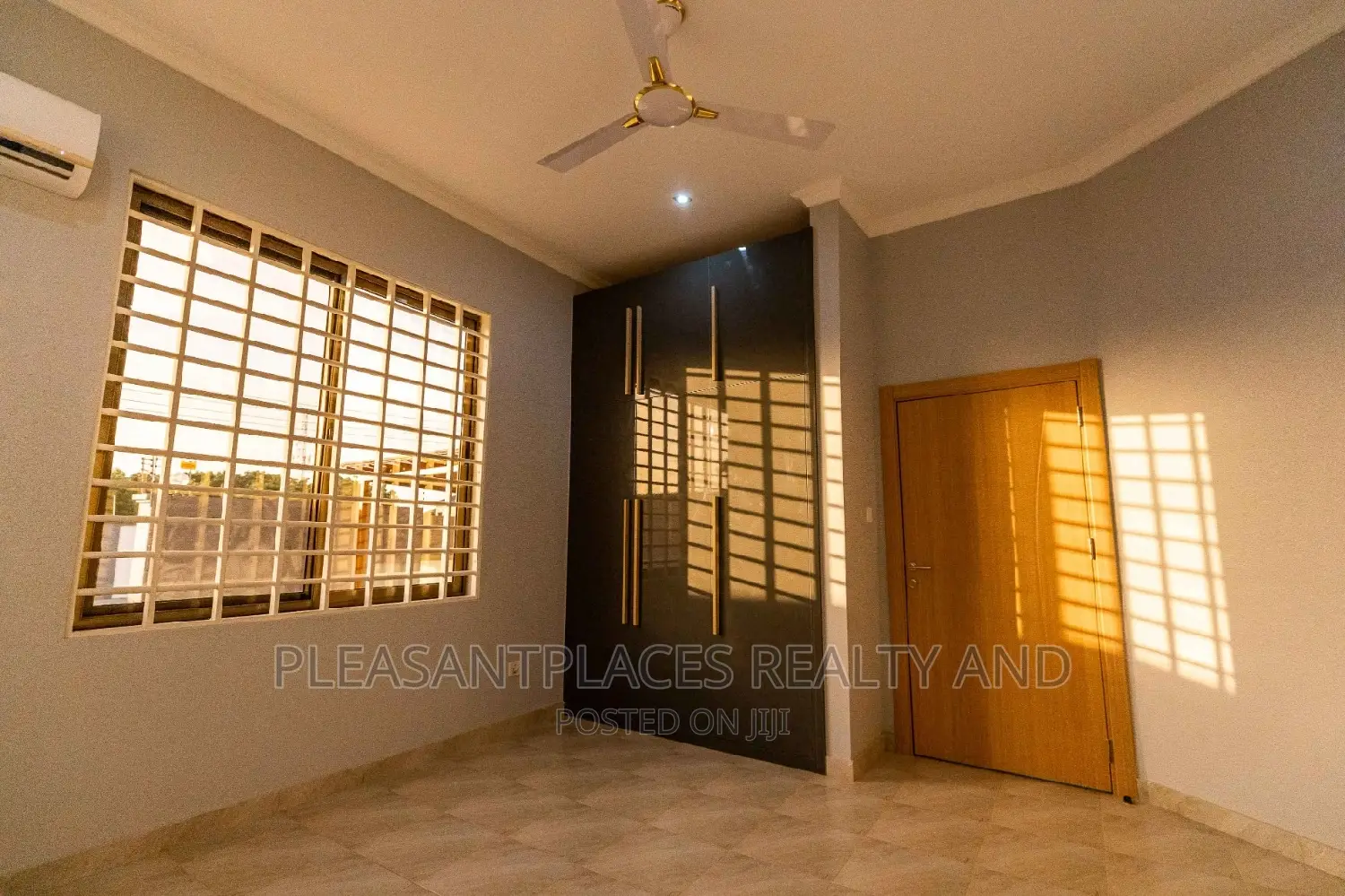 4bdrm Duplex in Pleasantplaces, Spintex for sale