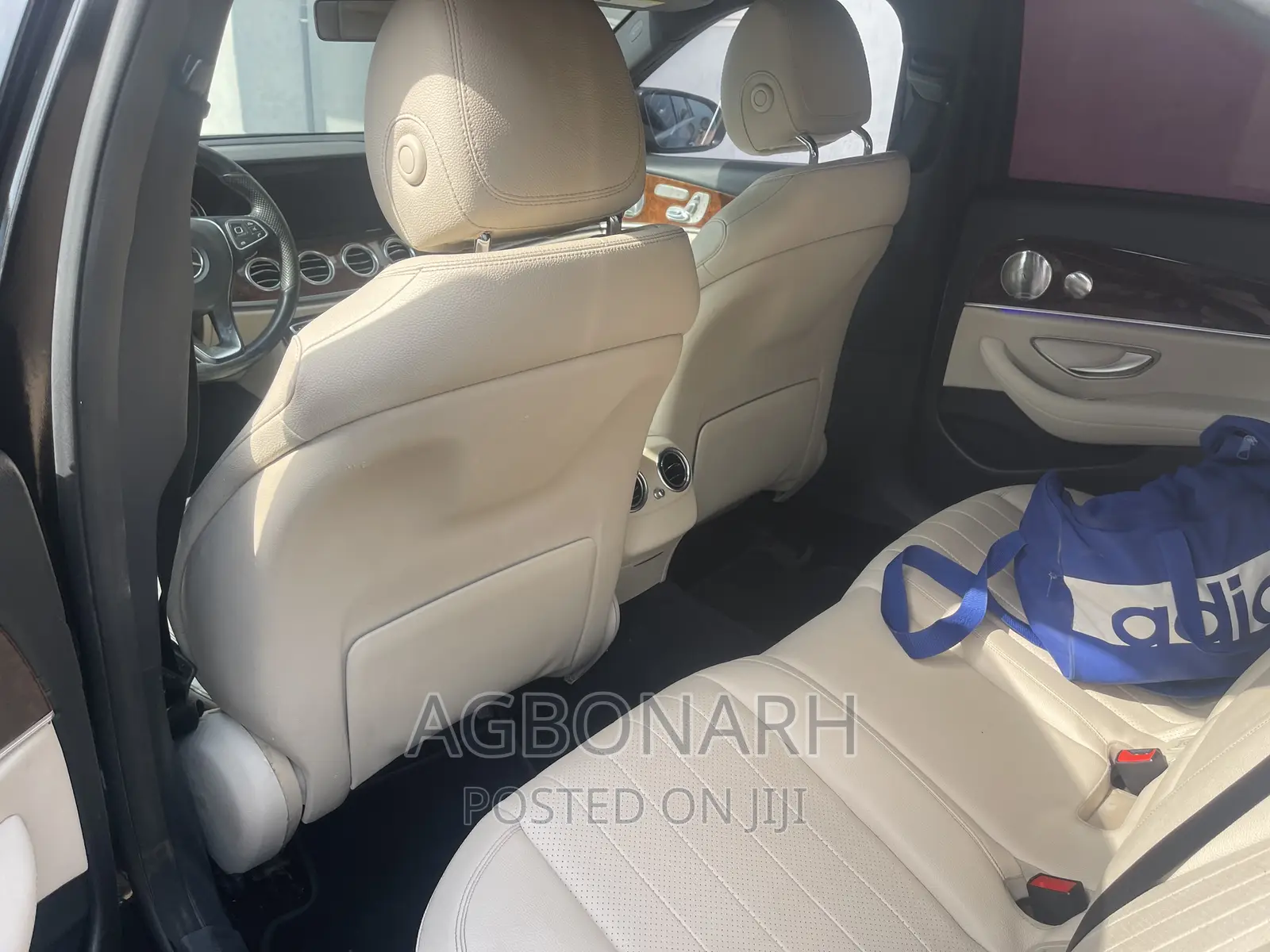 Mercedes-Benz E300 2017 Black