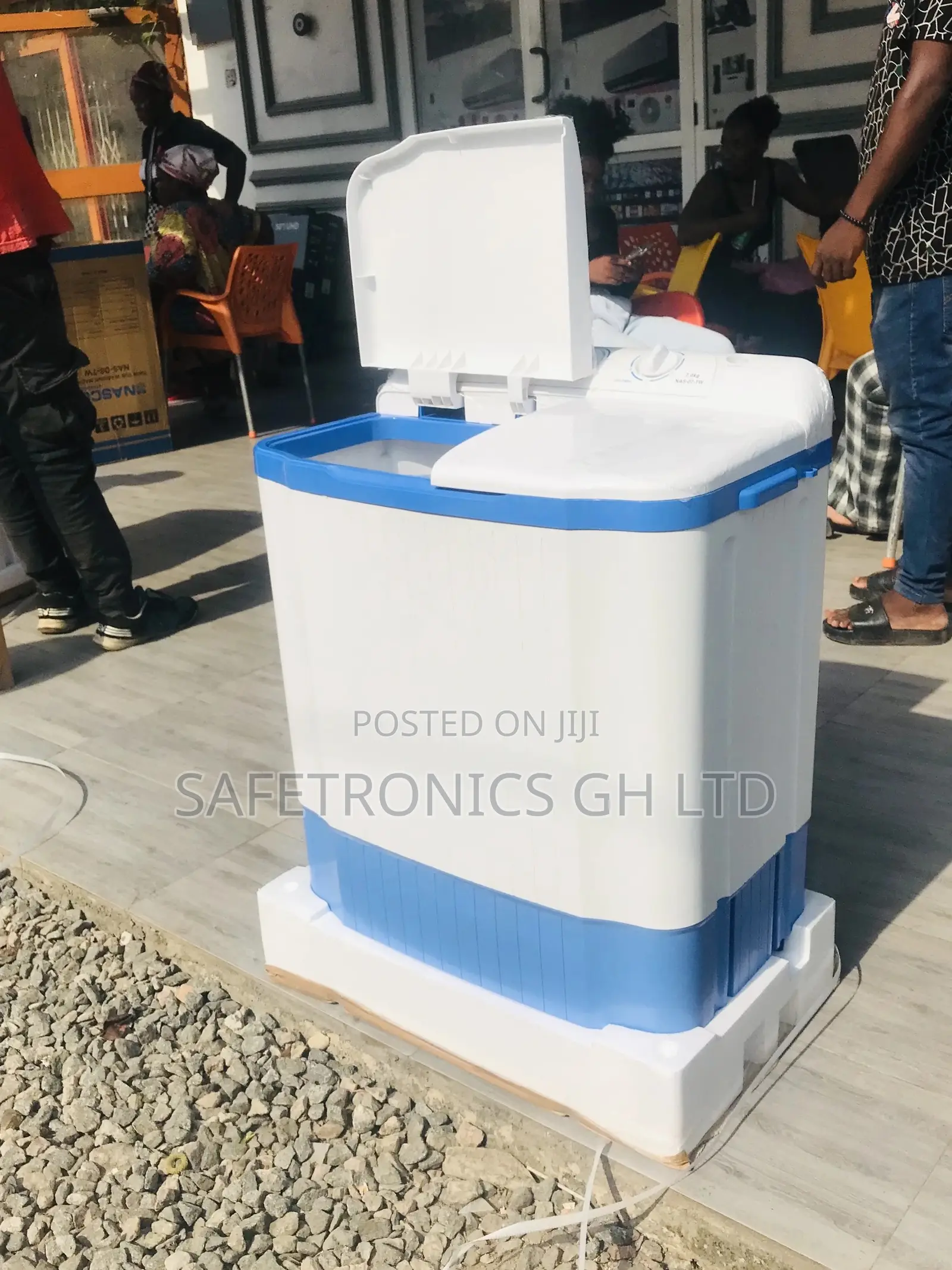 White/Blue 7kg Topload Washingmachine Topload Nasco 7kg