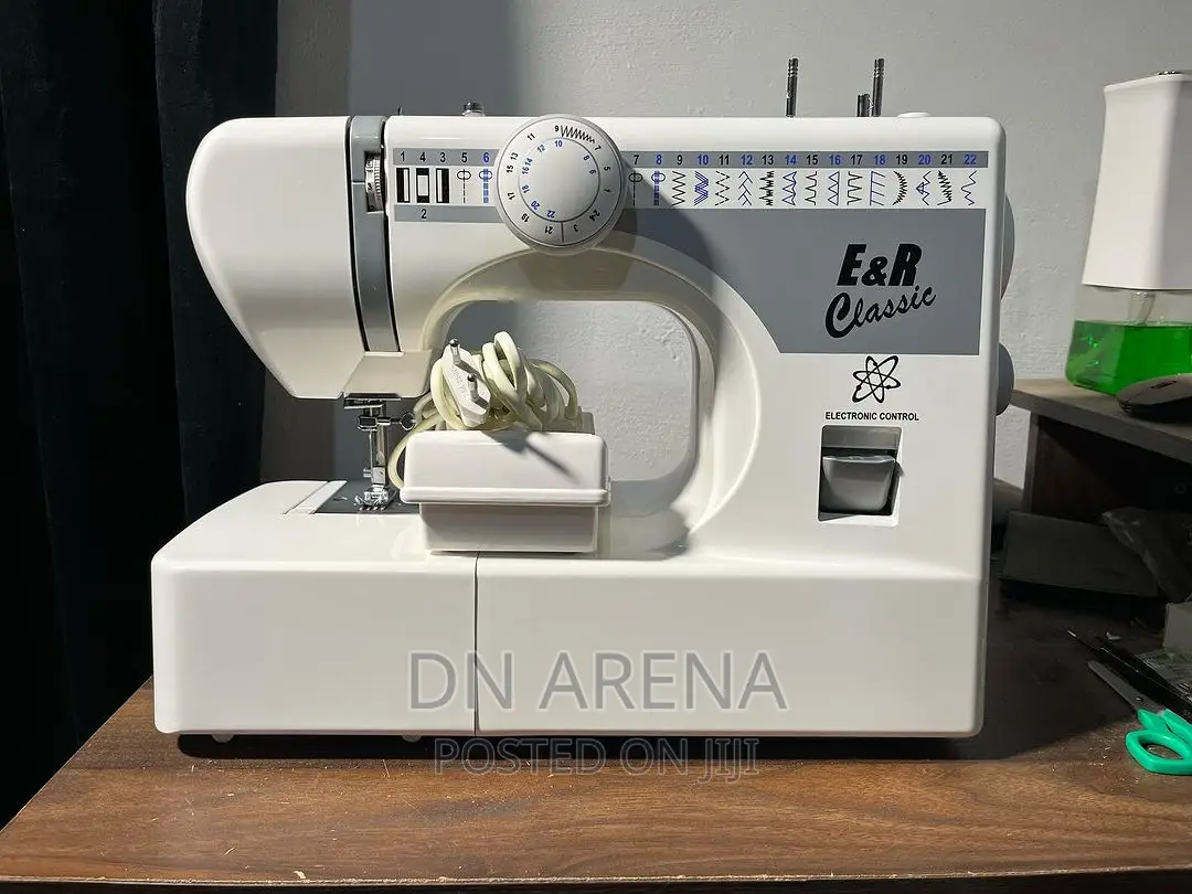 E R Sewing Machine