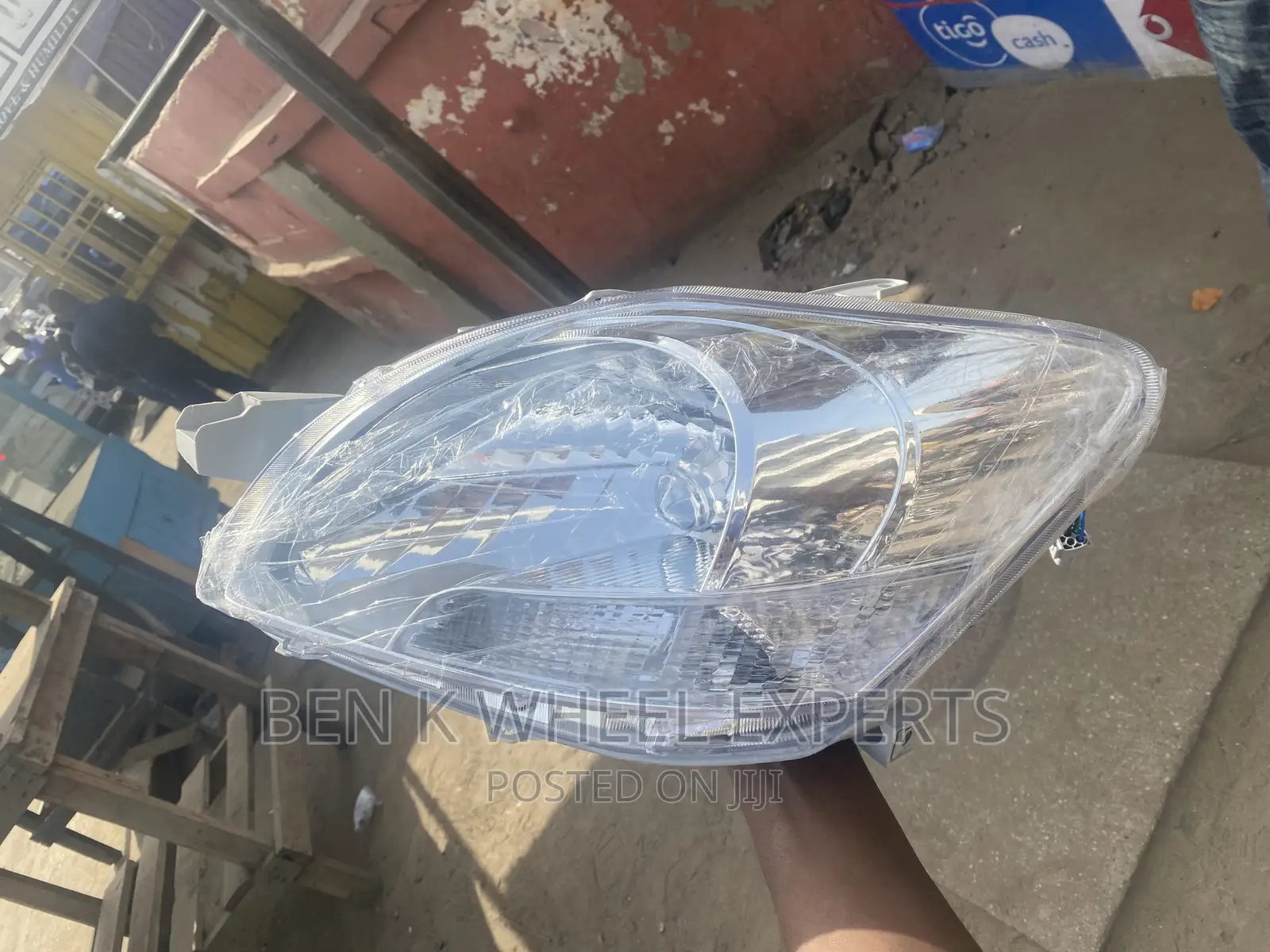 Toyota Belta Headlights Pair Brand New