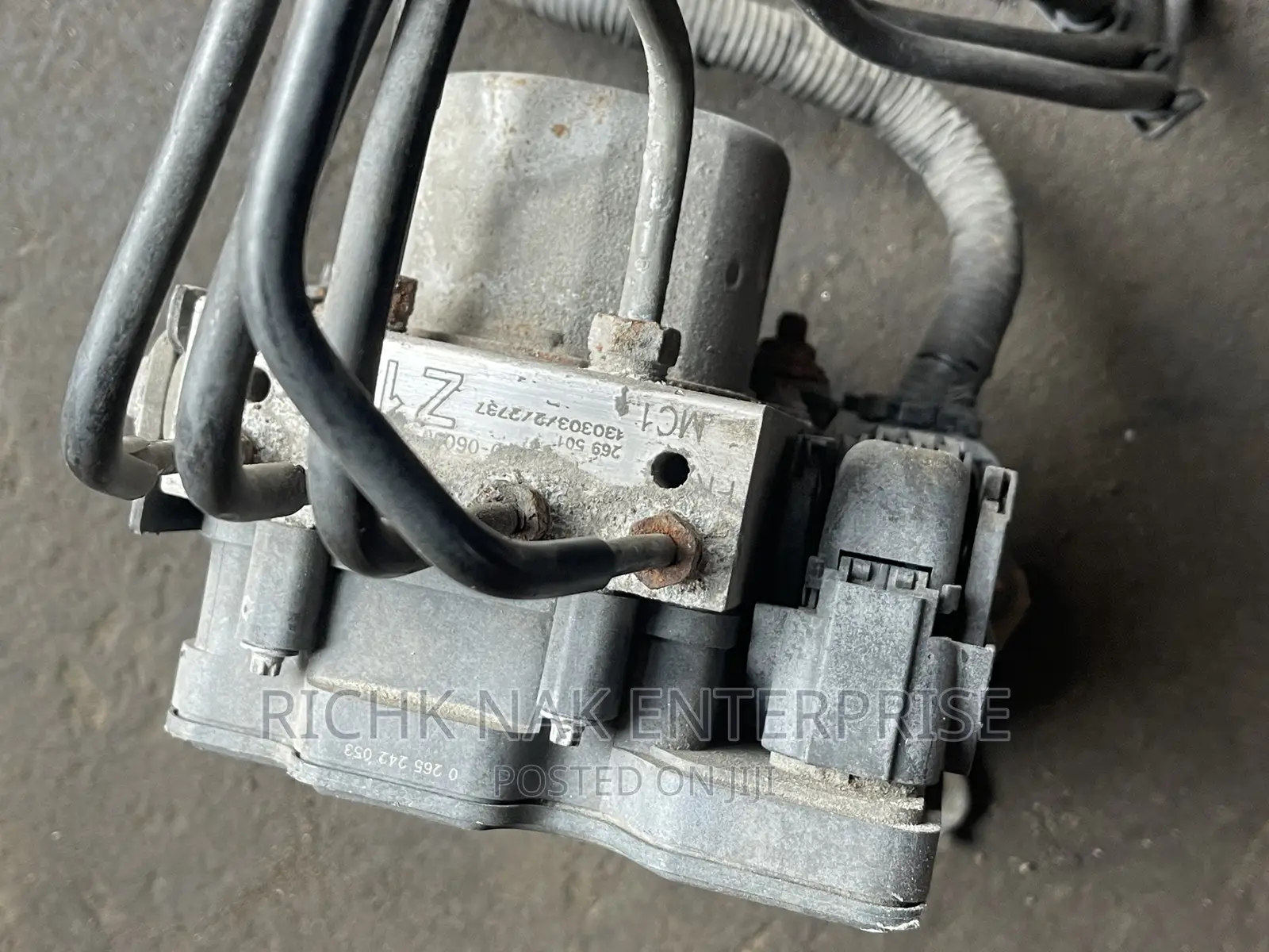 Toyota Camry 2012 ABS