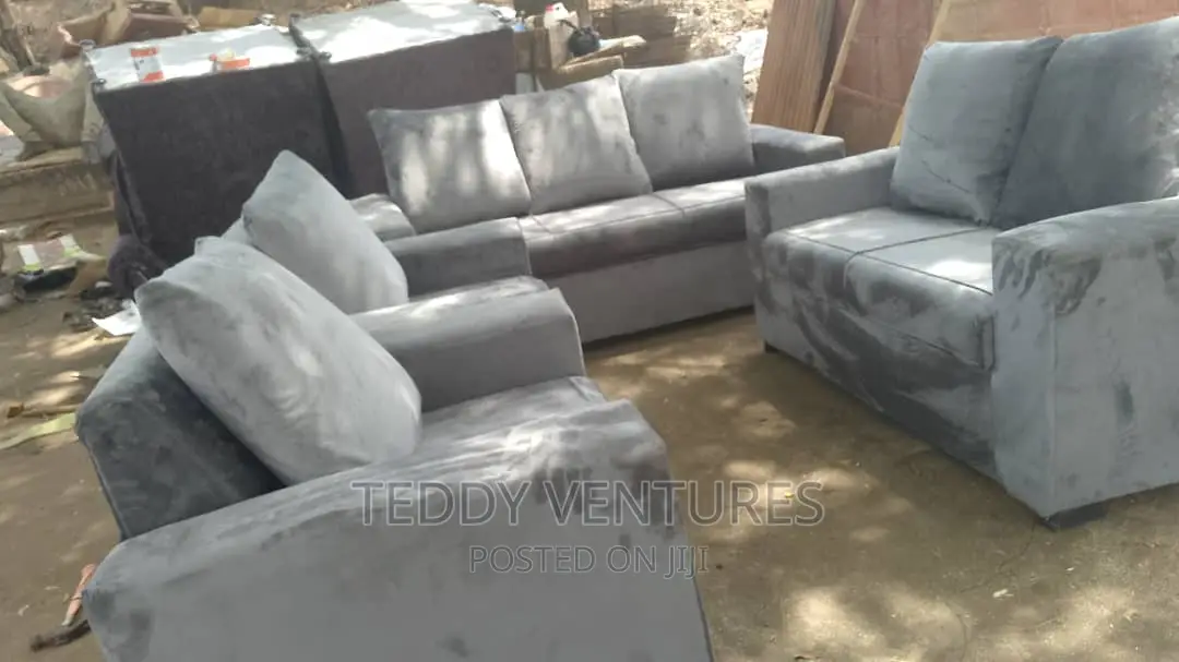 Quality Sofa Set( Free Delivery)