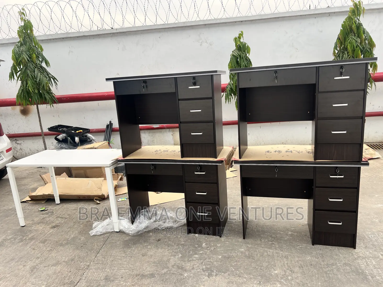 Brand New 100x50cm Tables With Drawers