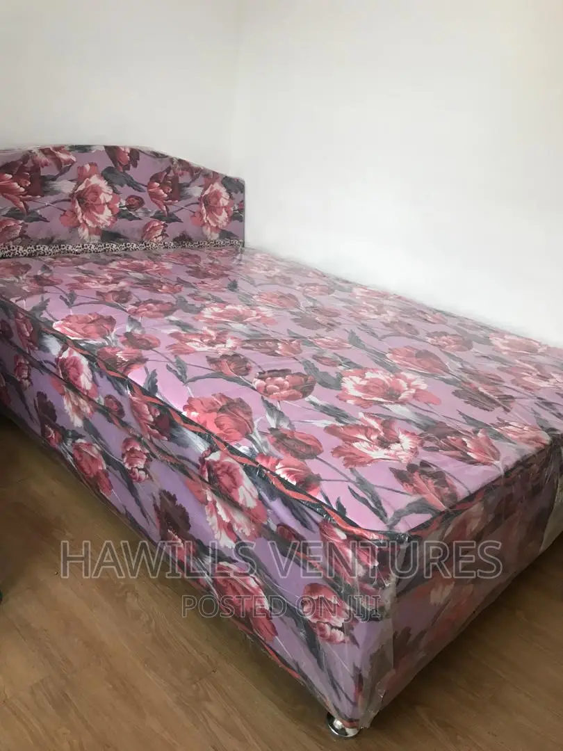 Double Bed Inbuilt