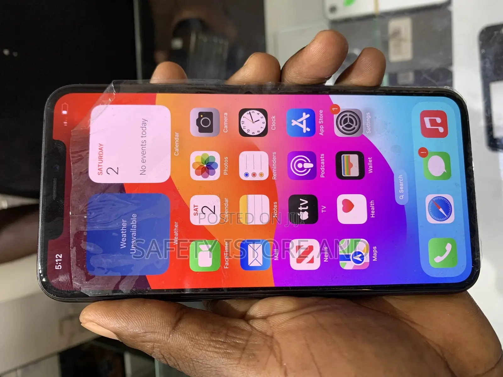 New Apple iPhone 11 Pro Max 64 GB Gray