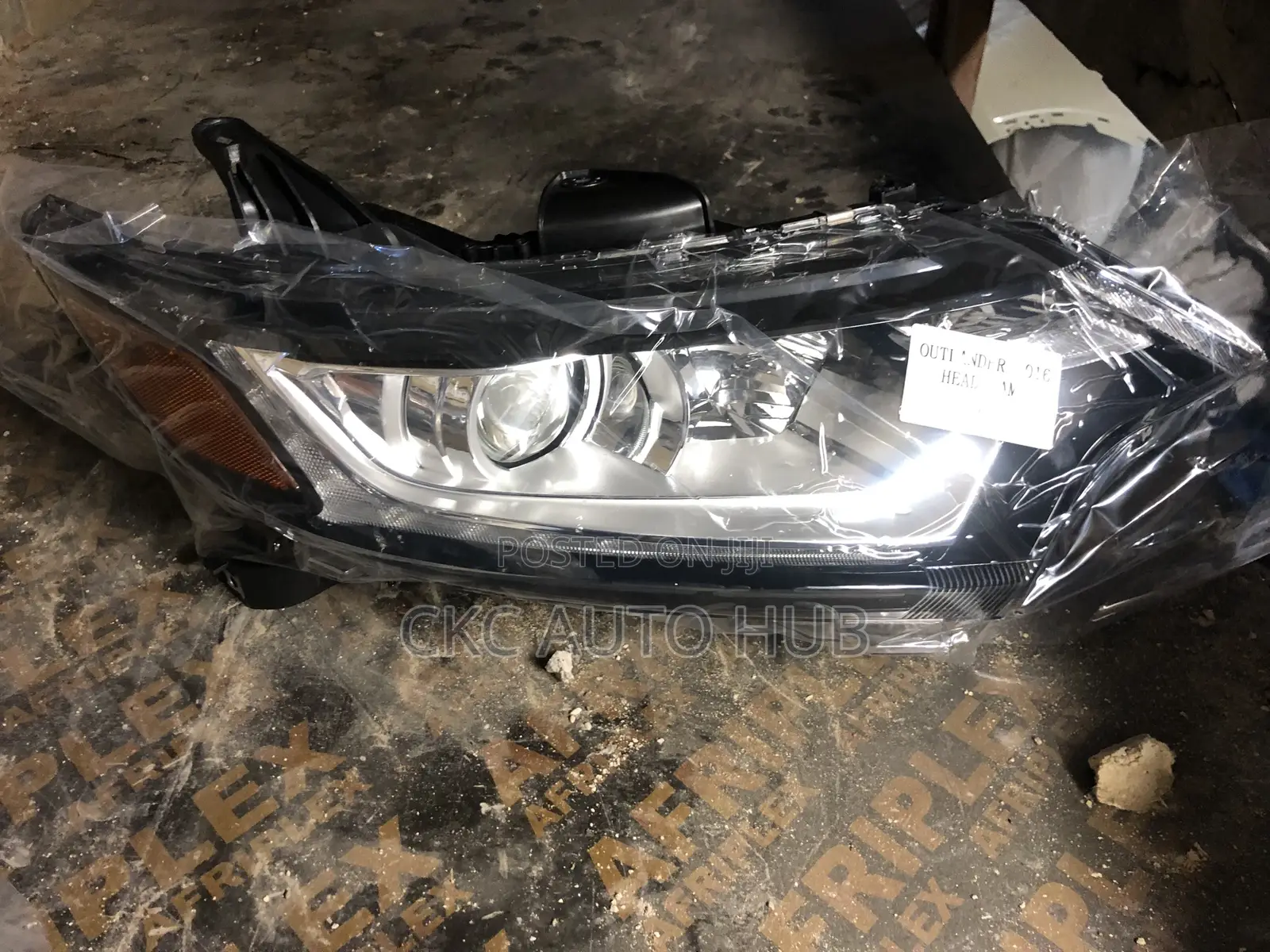 Mitsubishi Outlander 2017 2018 2019 2020 Headlight