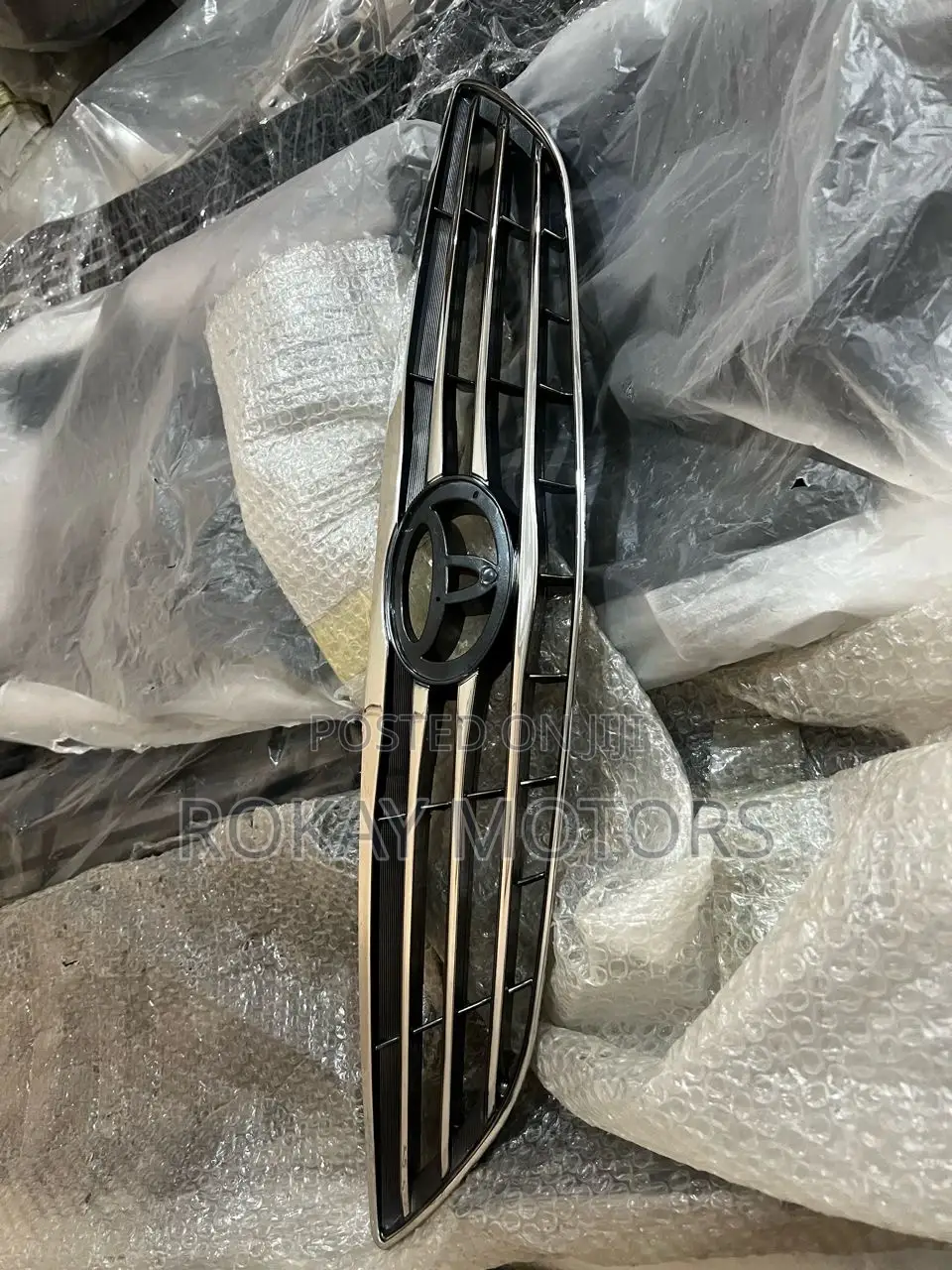 Camry 2004-2005 Front Shells