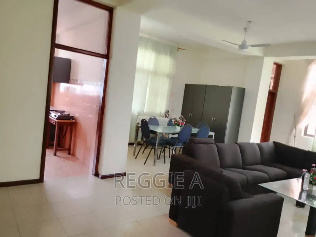 A 3-Bedroom Fully Furnished Flat. Short /Long Stay
