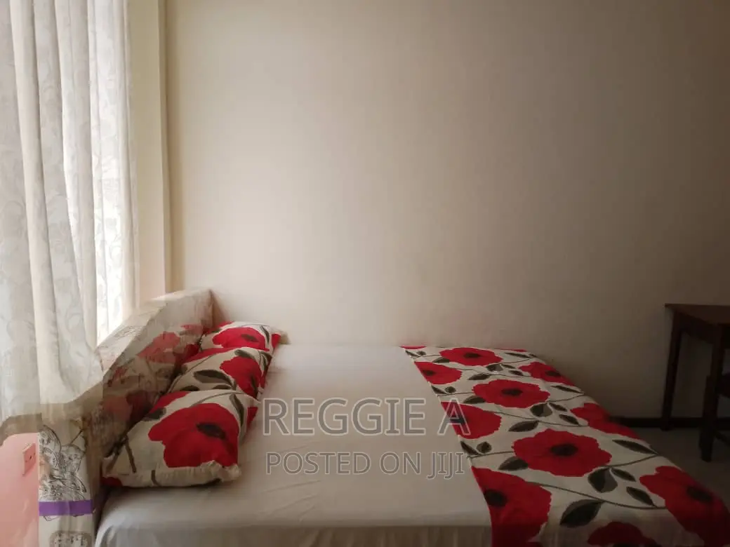 A 3-Bedroom Fully Furnished Flat. Short /Long Stay