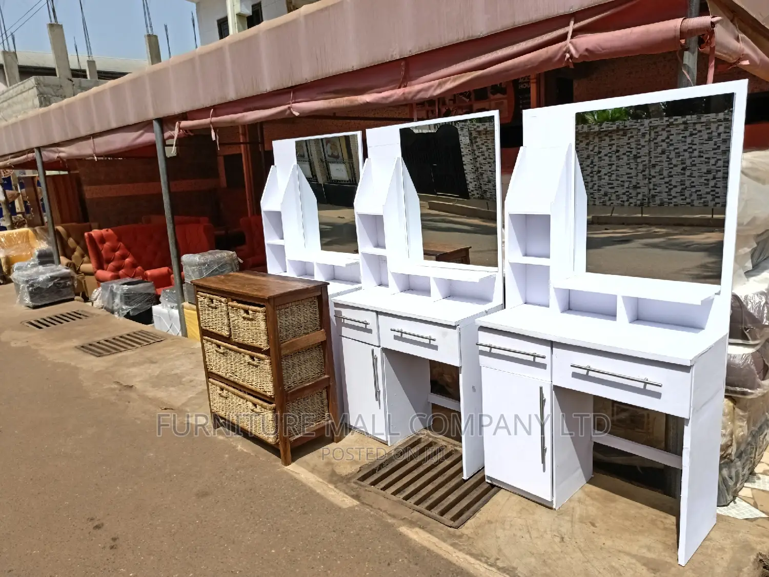 Wholesale Dresser Mirrors . Free Delivery